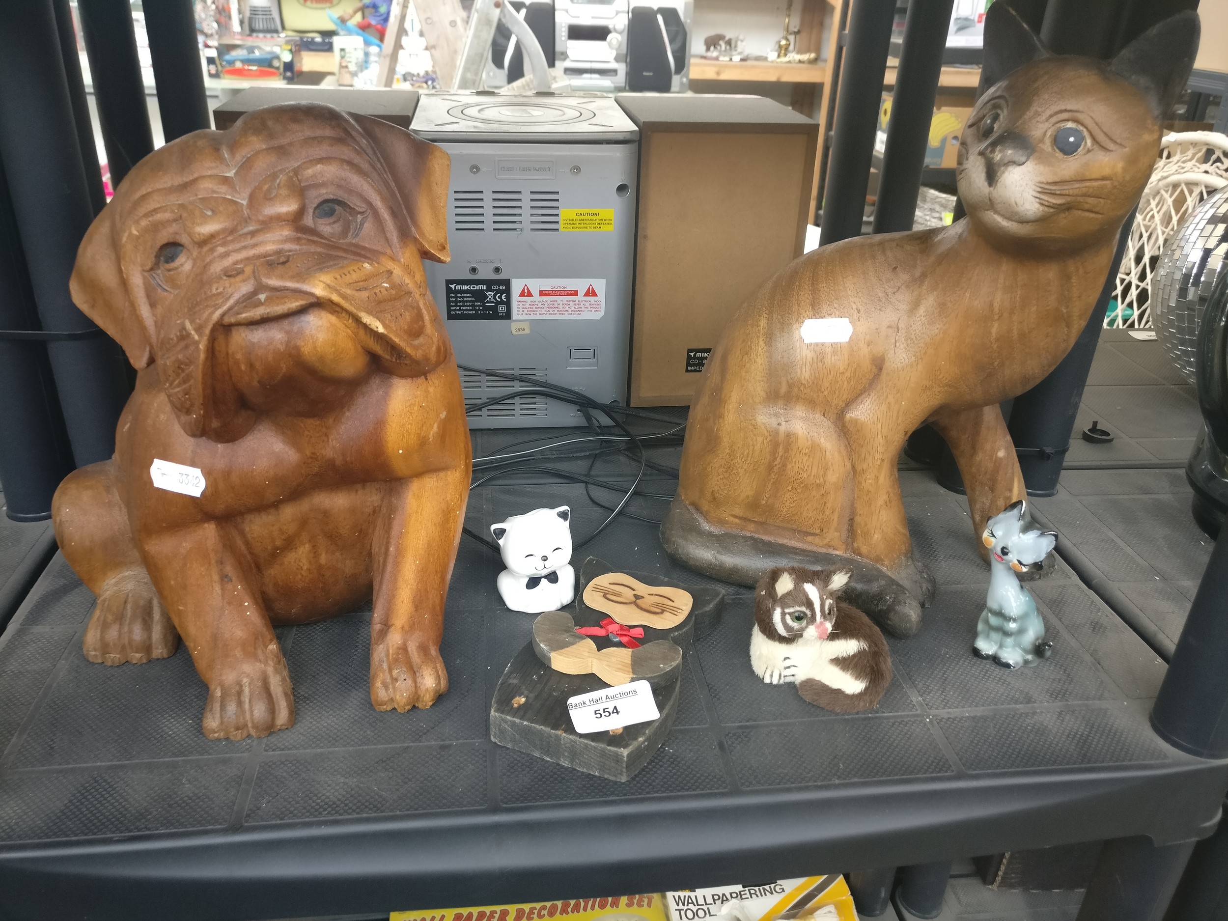 Lot 554