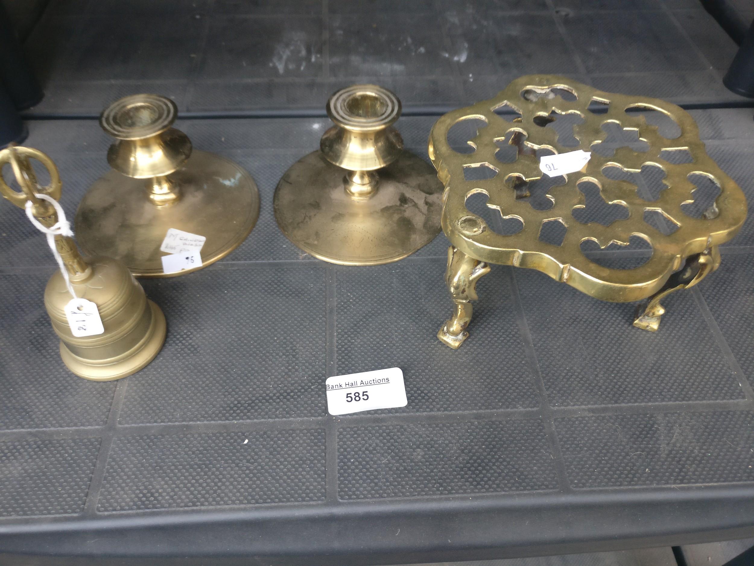 Lot 585