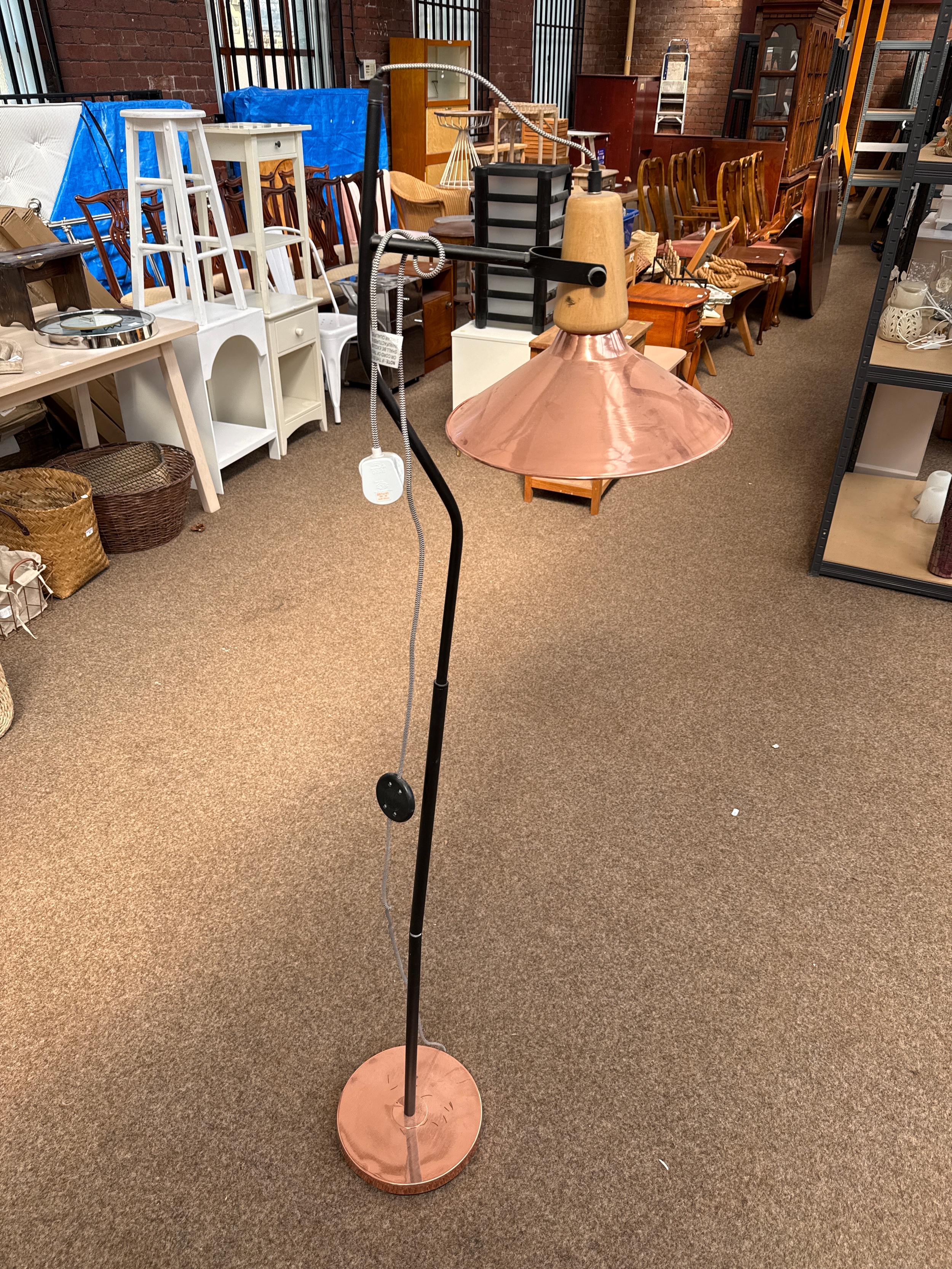 Lot 751