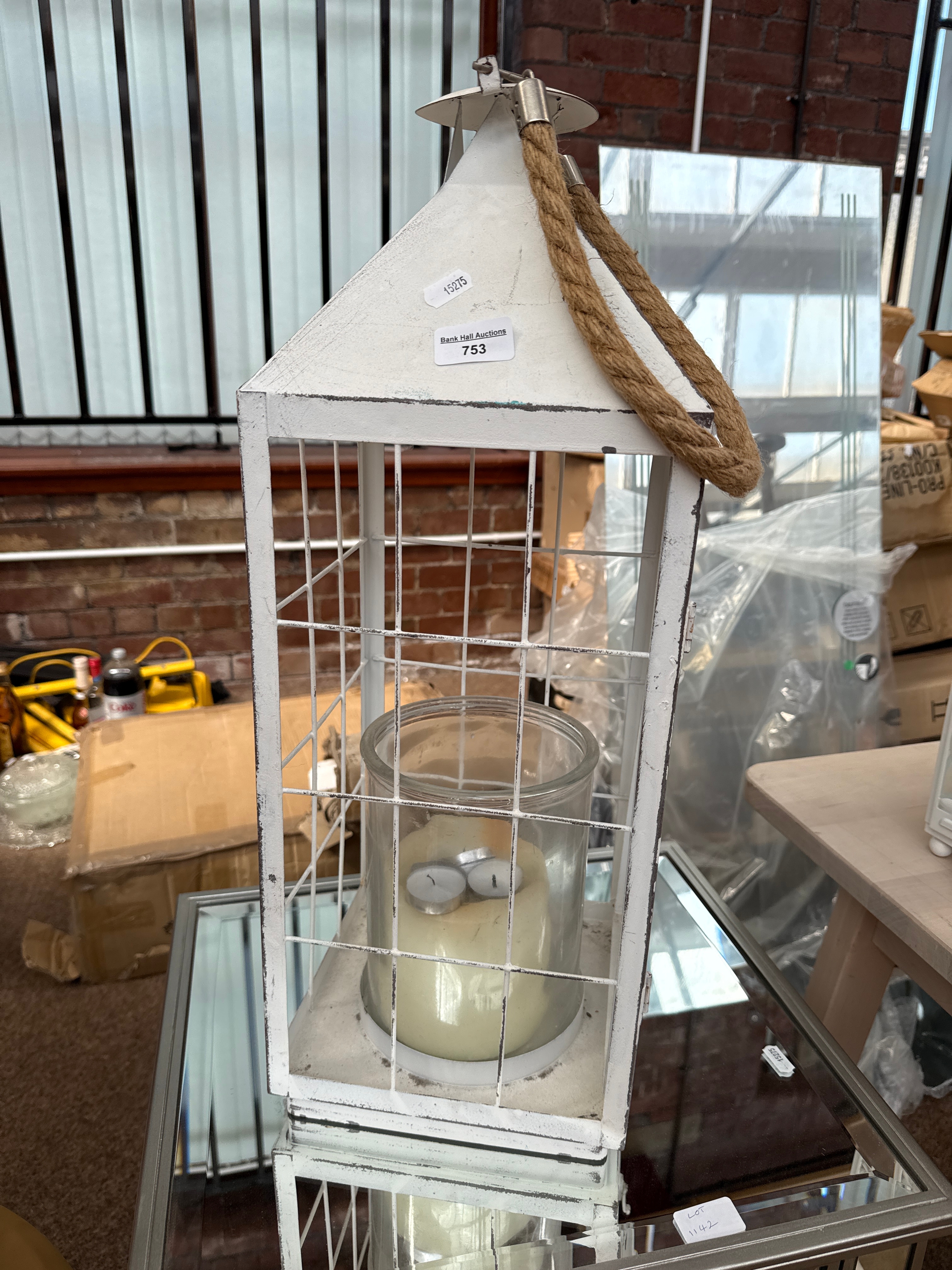 Lot 753