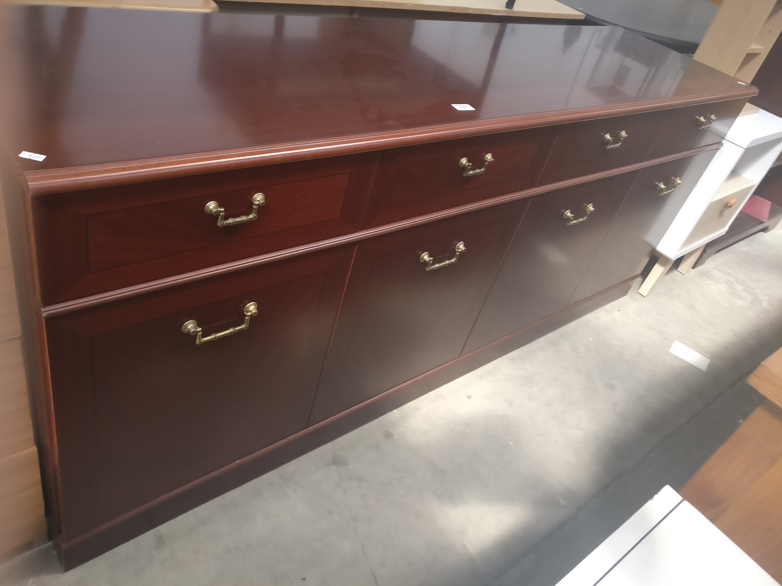 Lot 1027