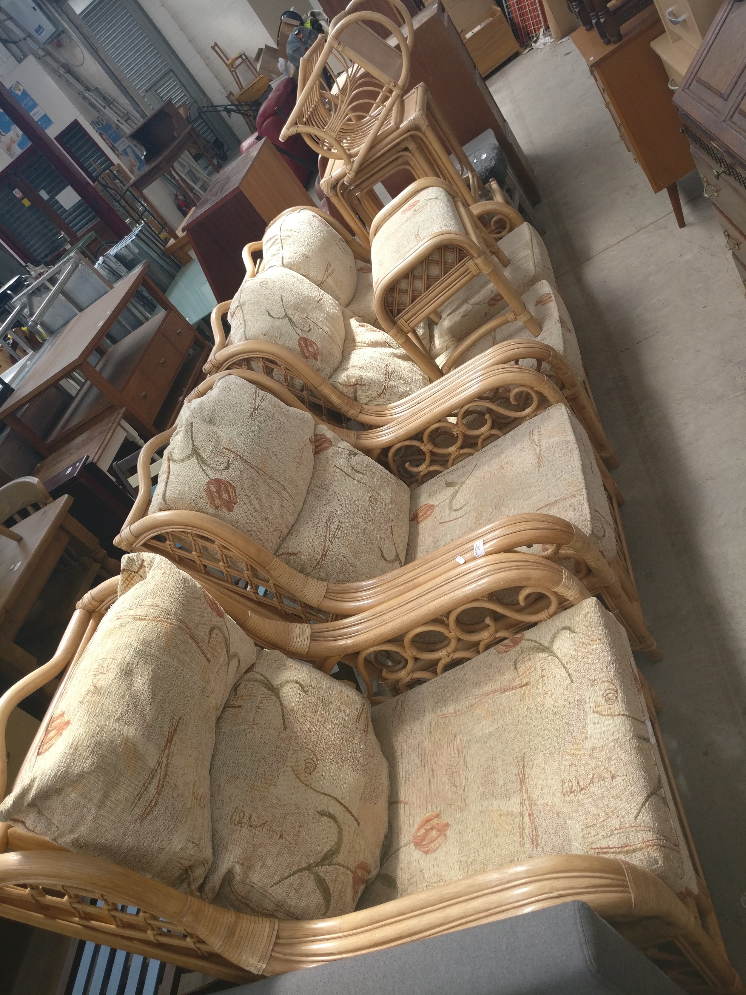 Lot 1049