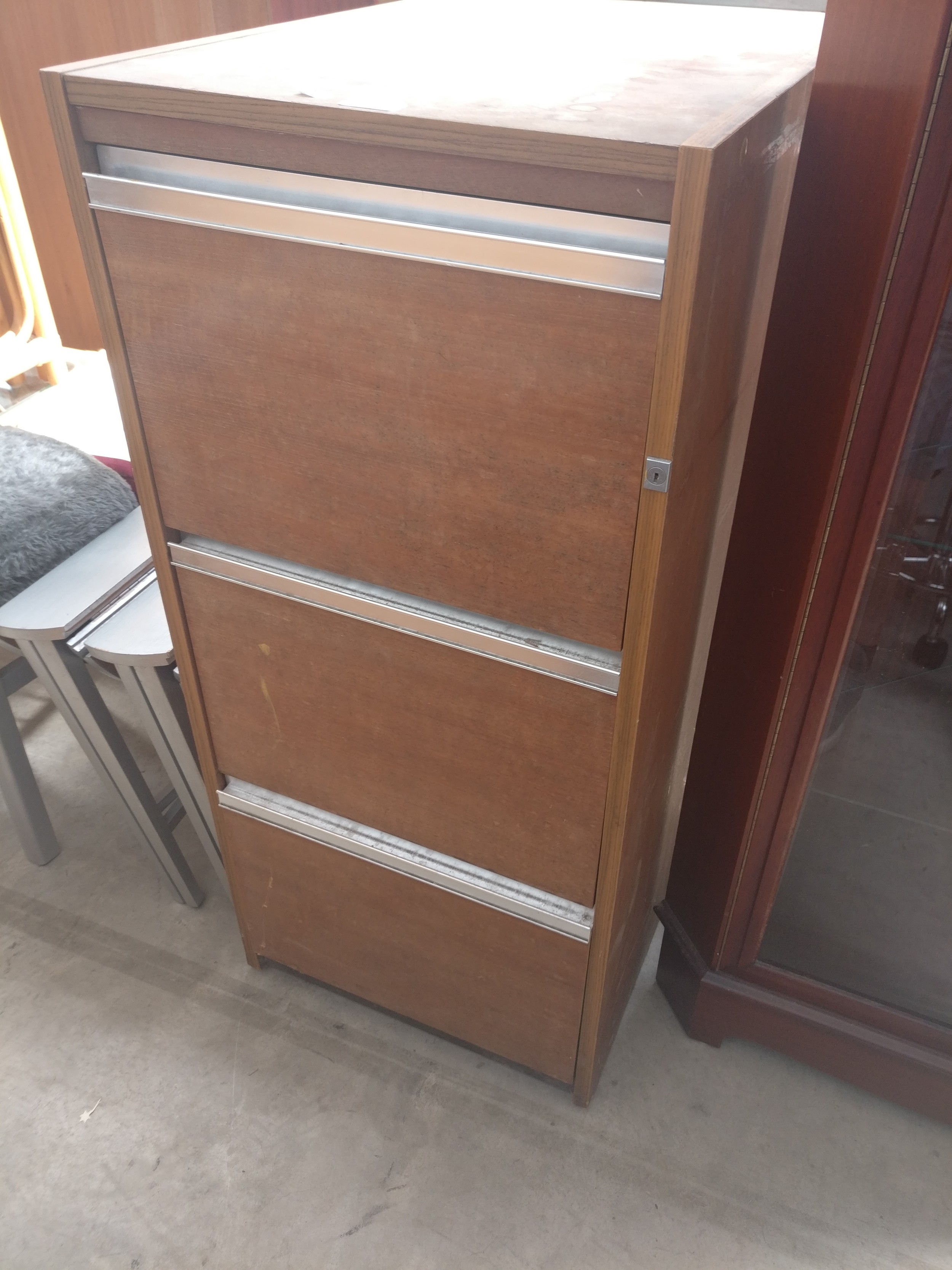 Lot 1051