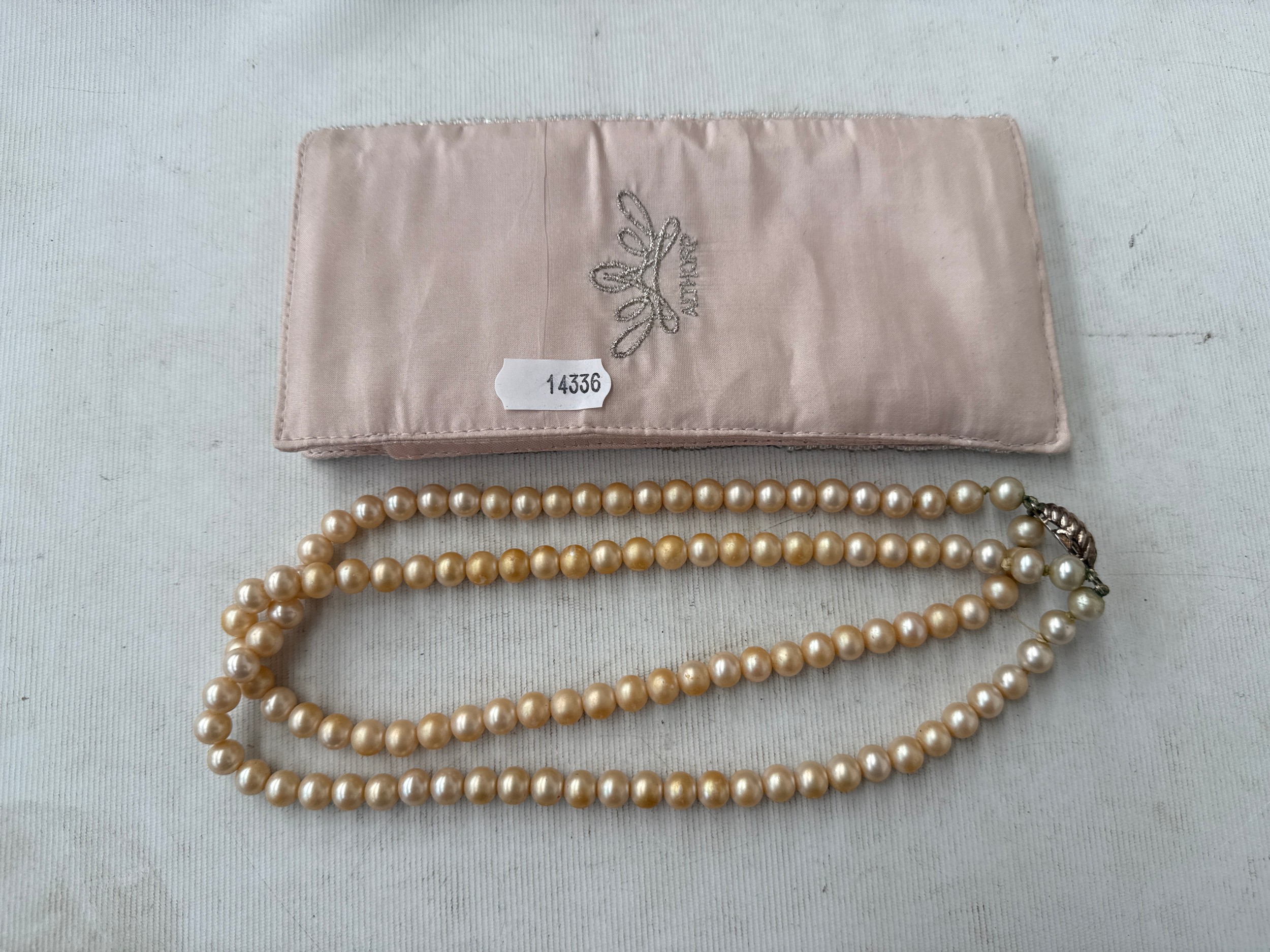 Lot 27