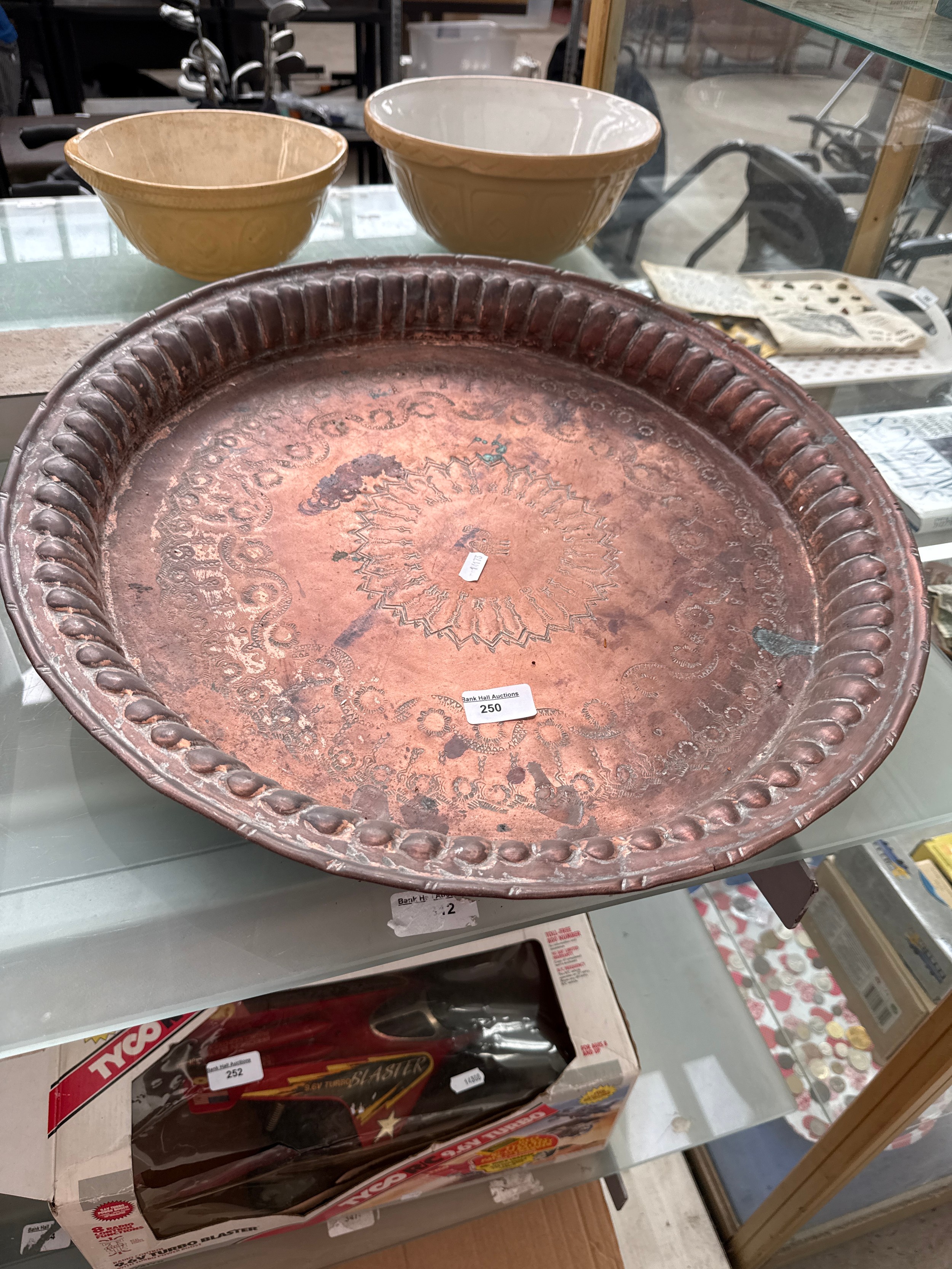 Lot 250