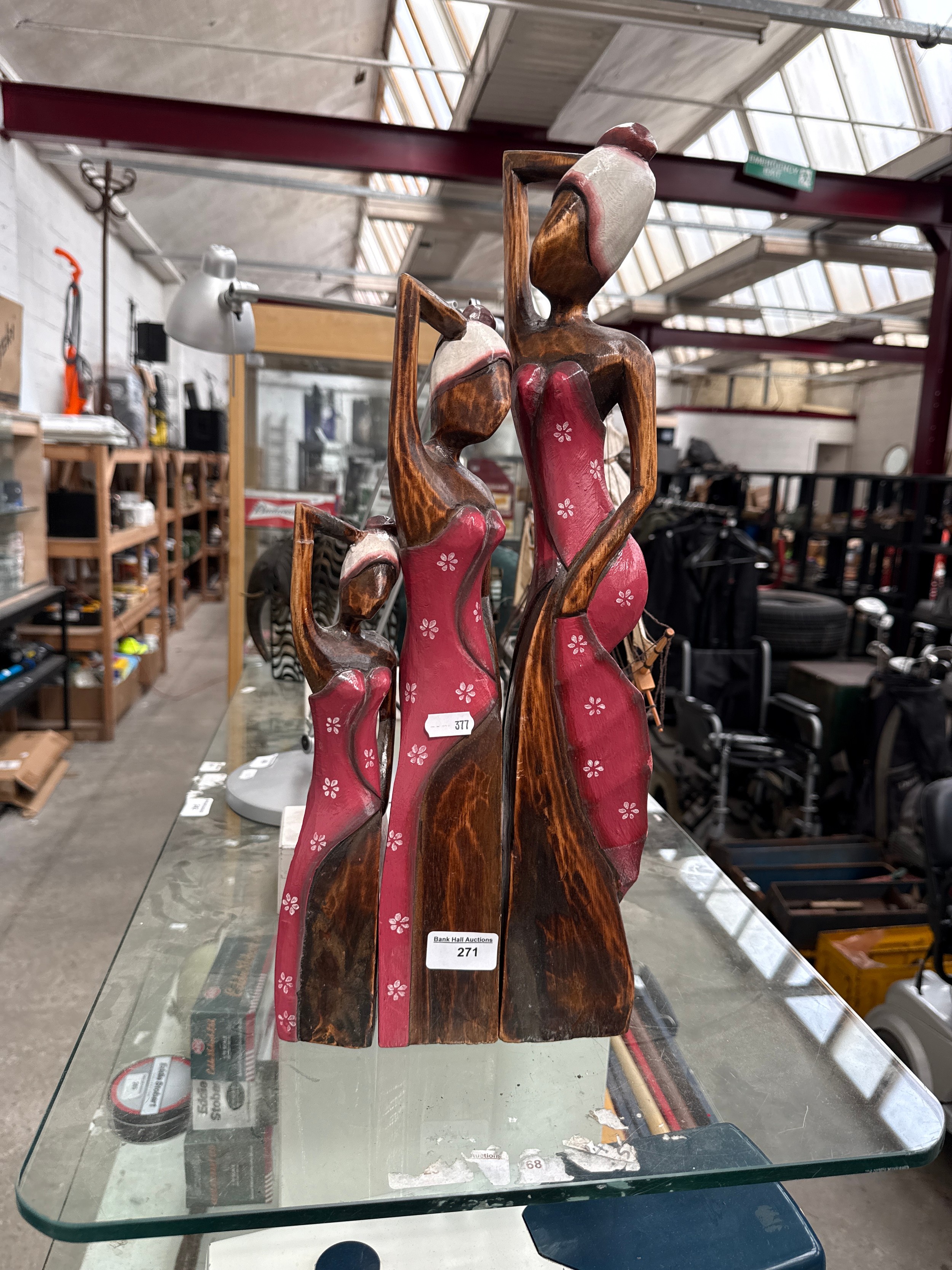 Lot 271