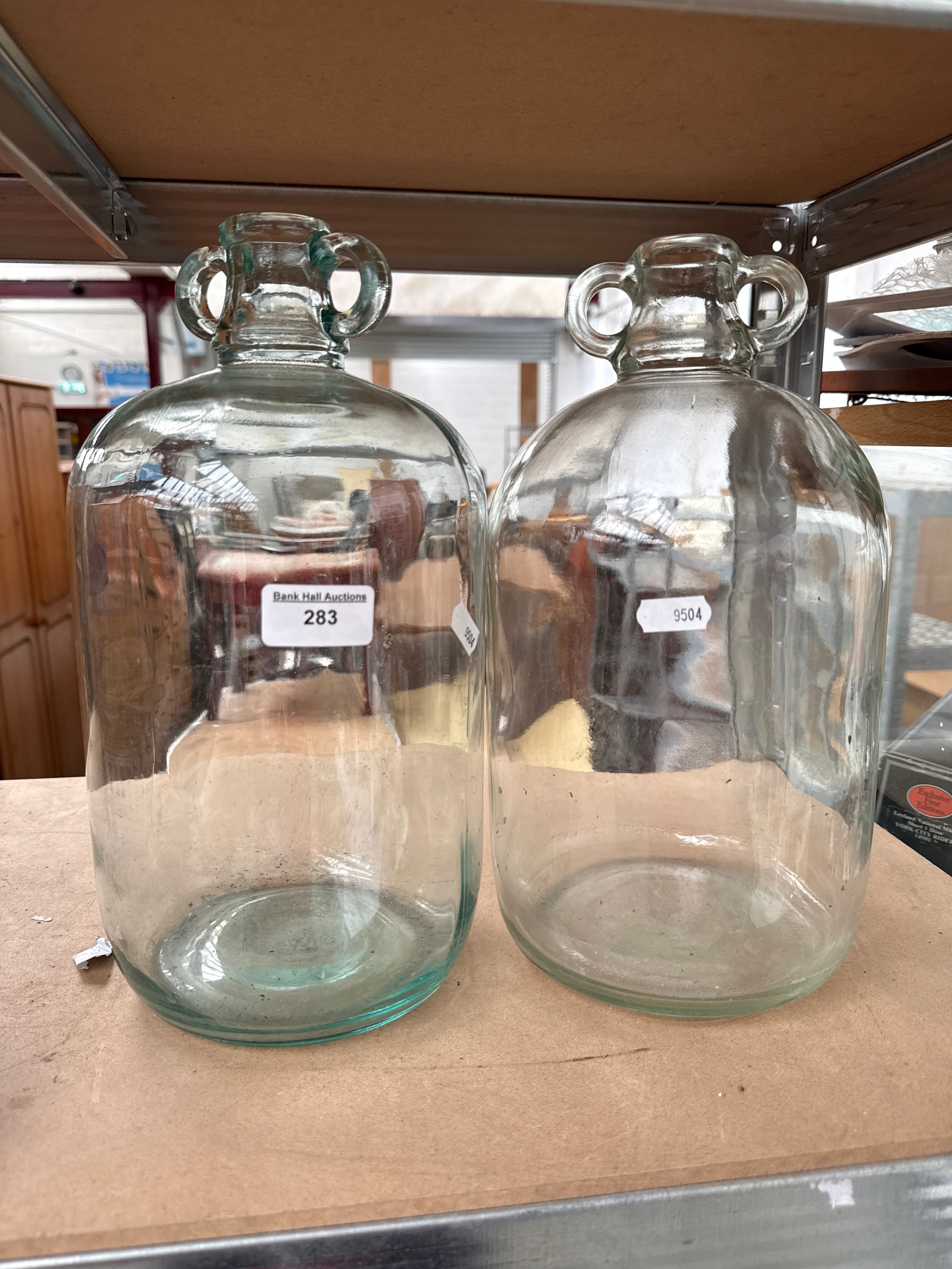 Lot 283