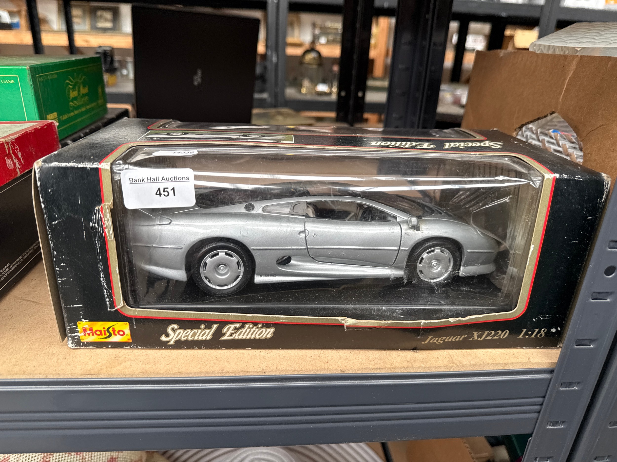 Lot 451
