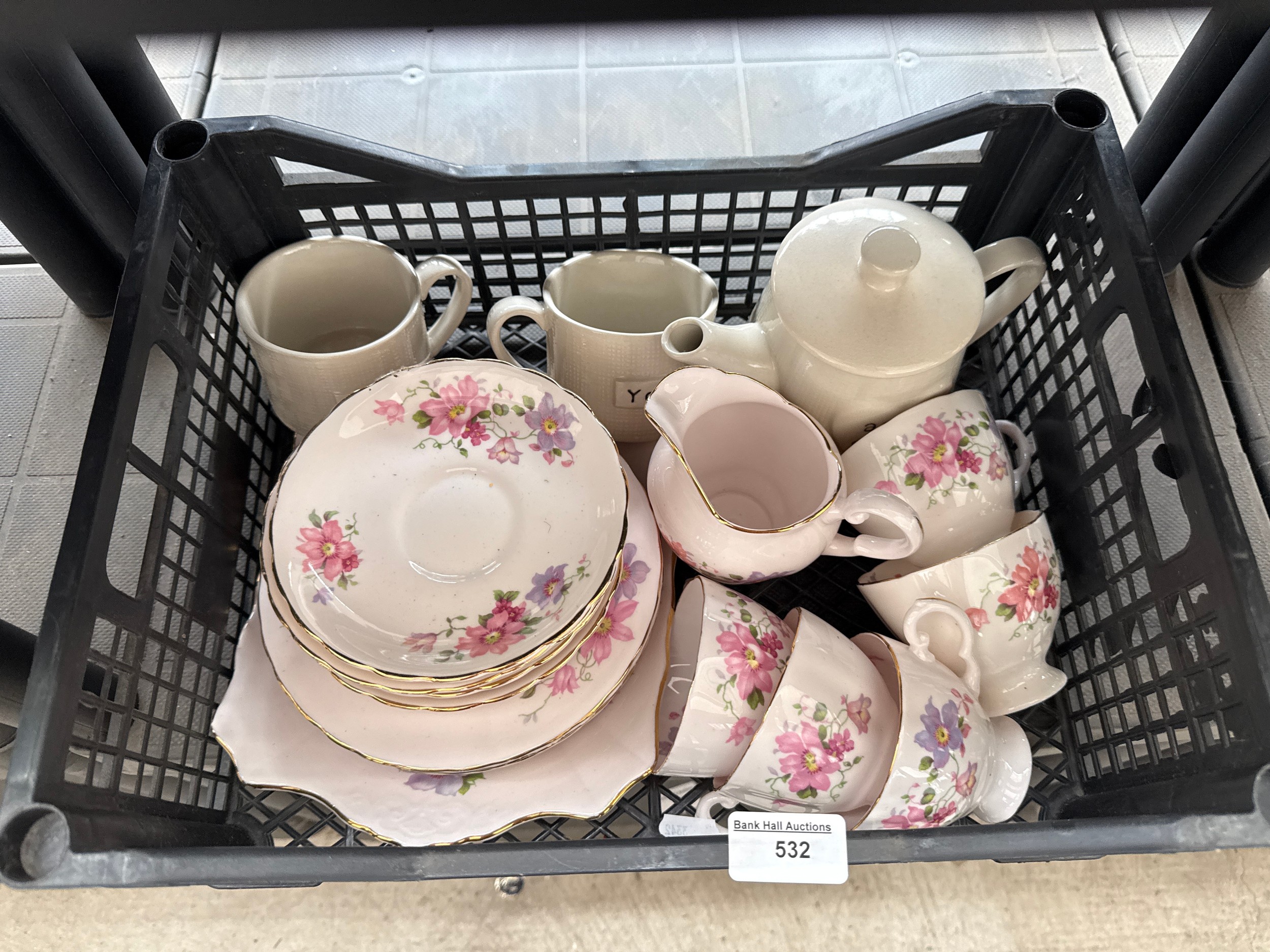 Lot 532