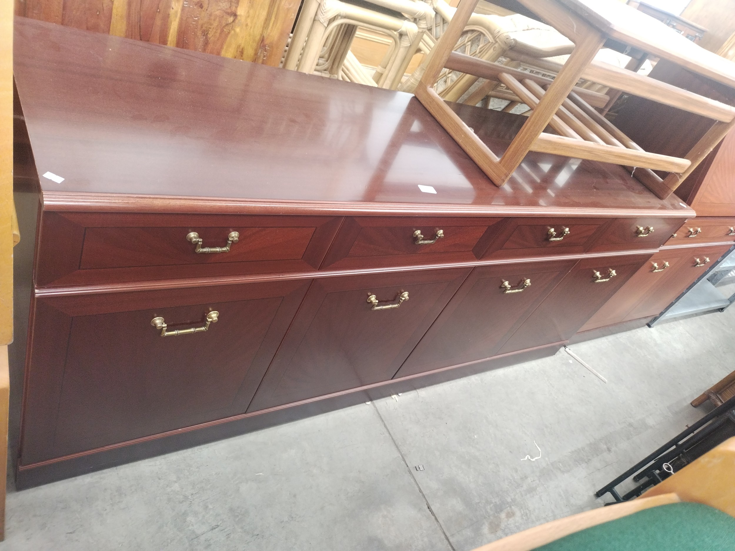 Lot 1056