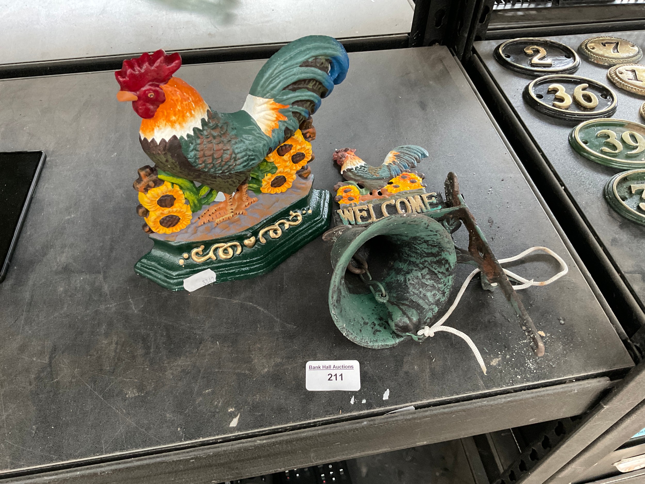 Lot 211