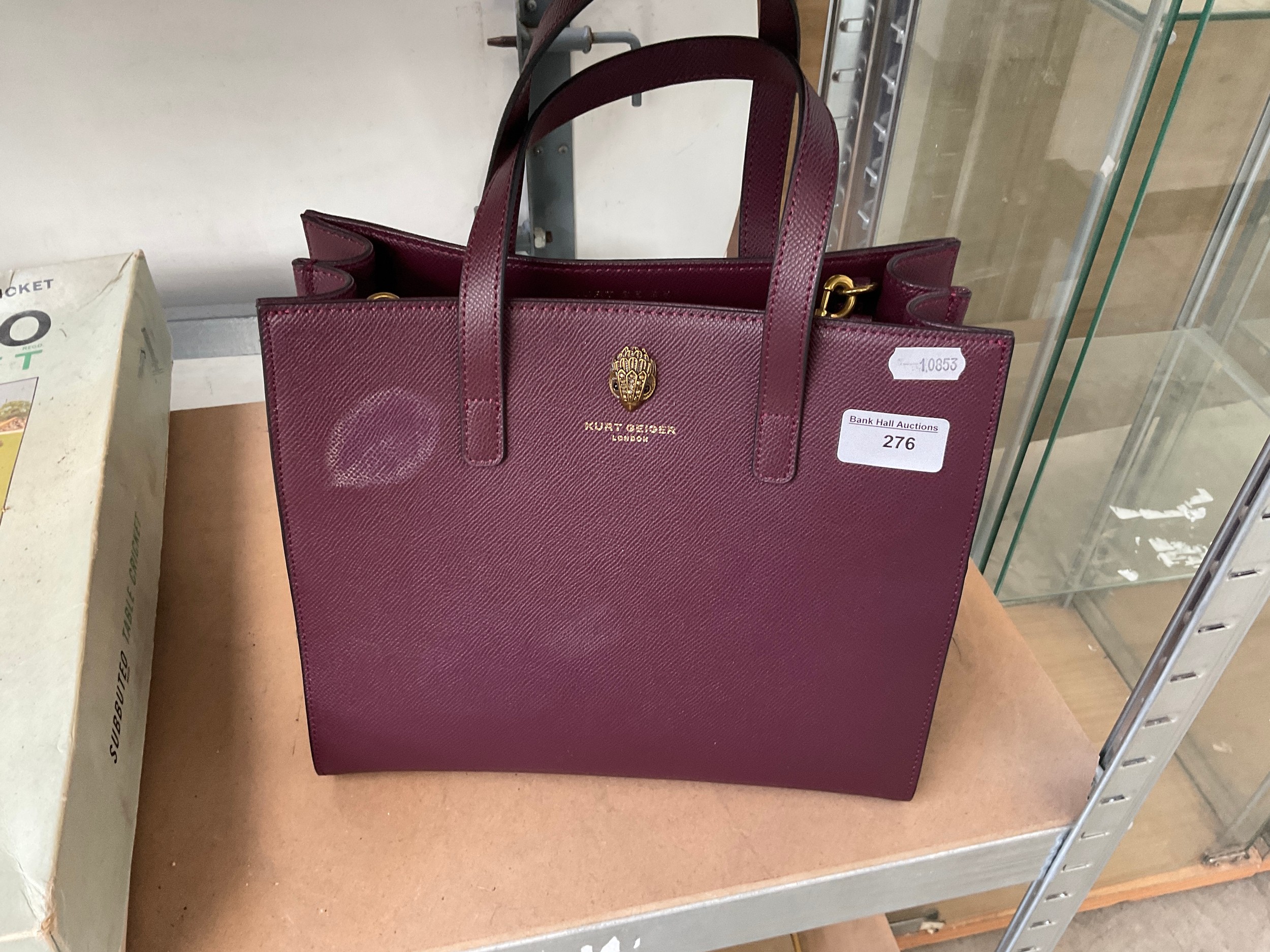 Lot 276