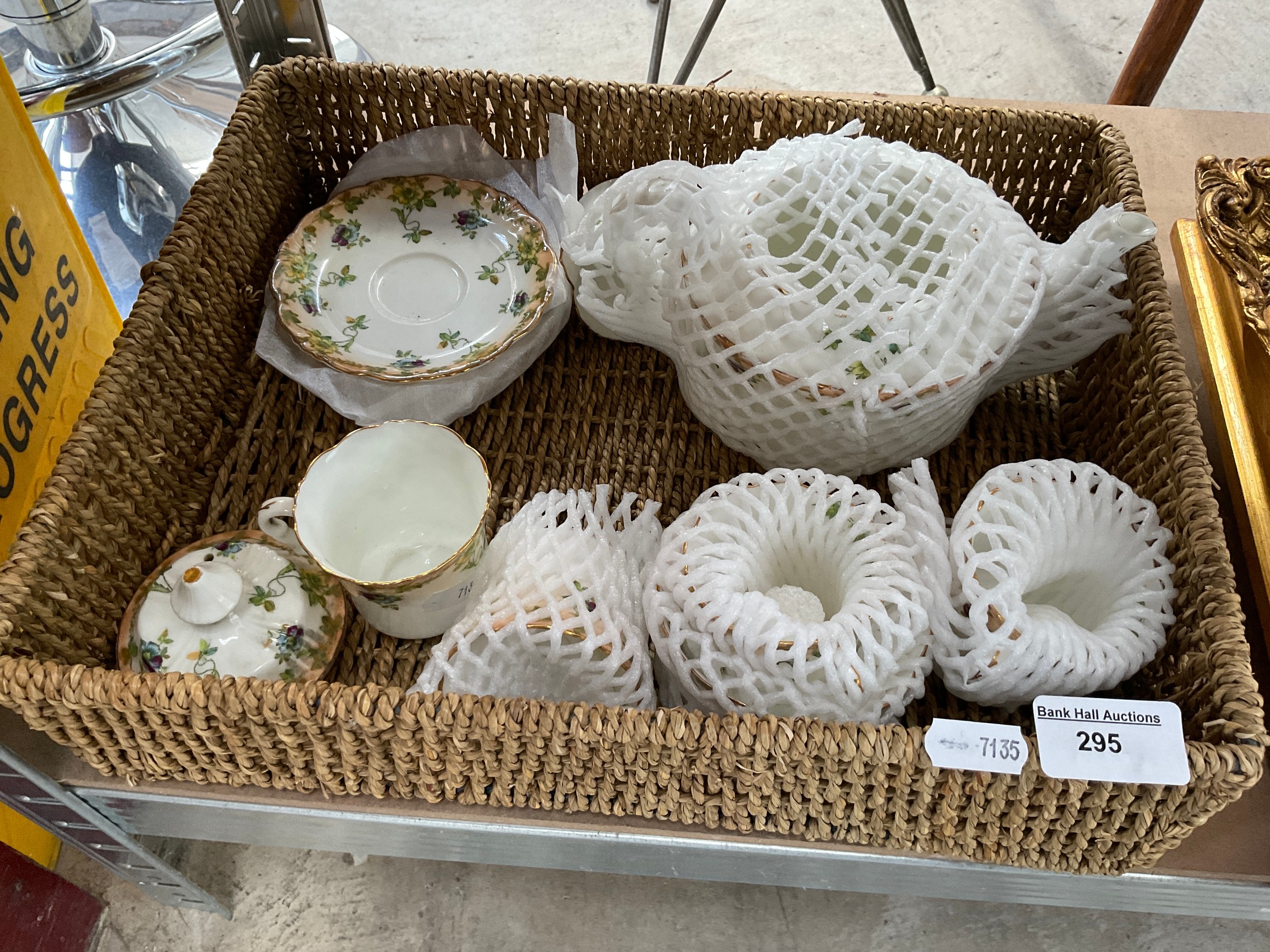 Lot 295