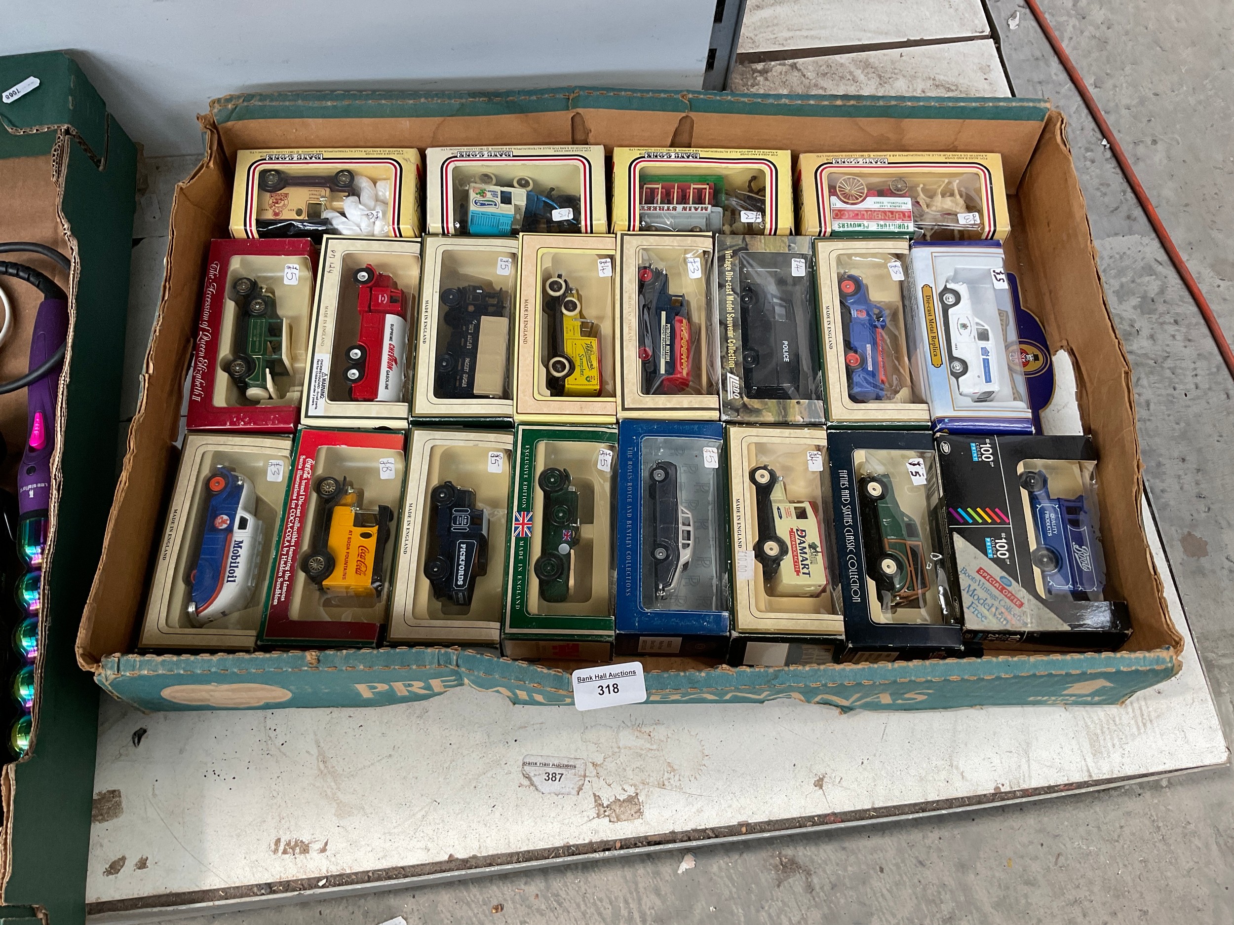 Lot 318
