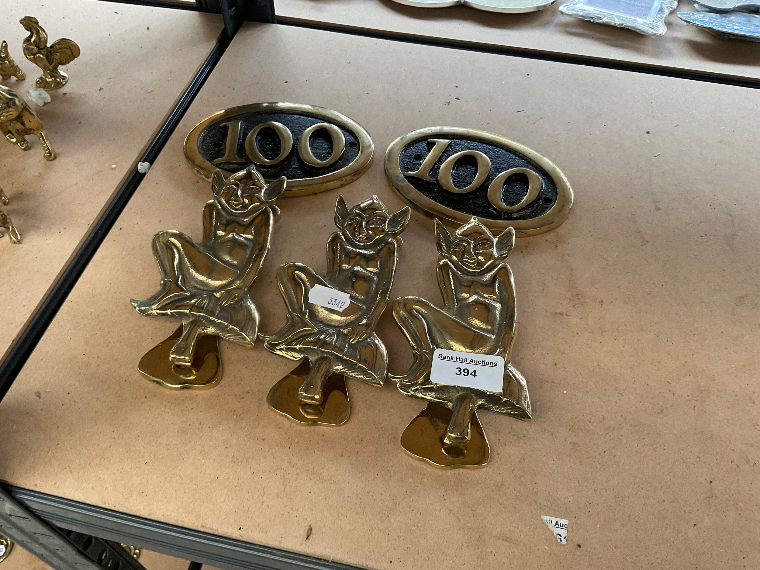Lot 394