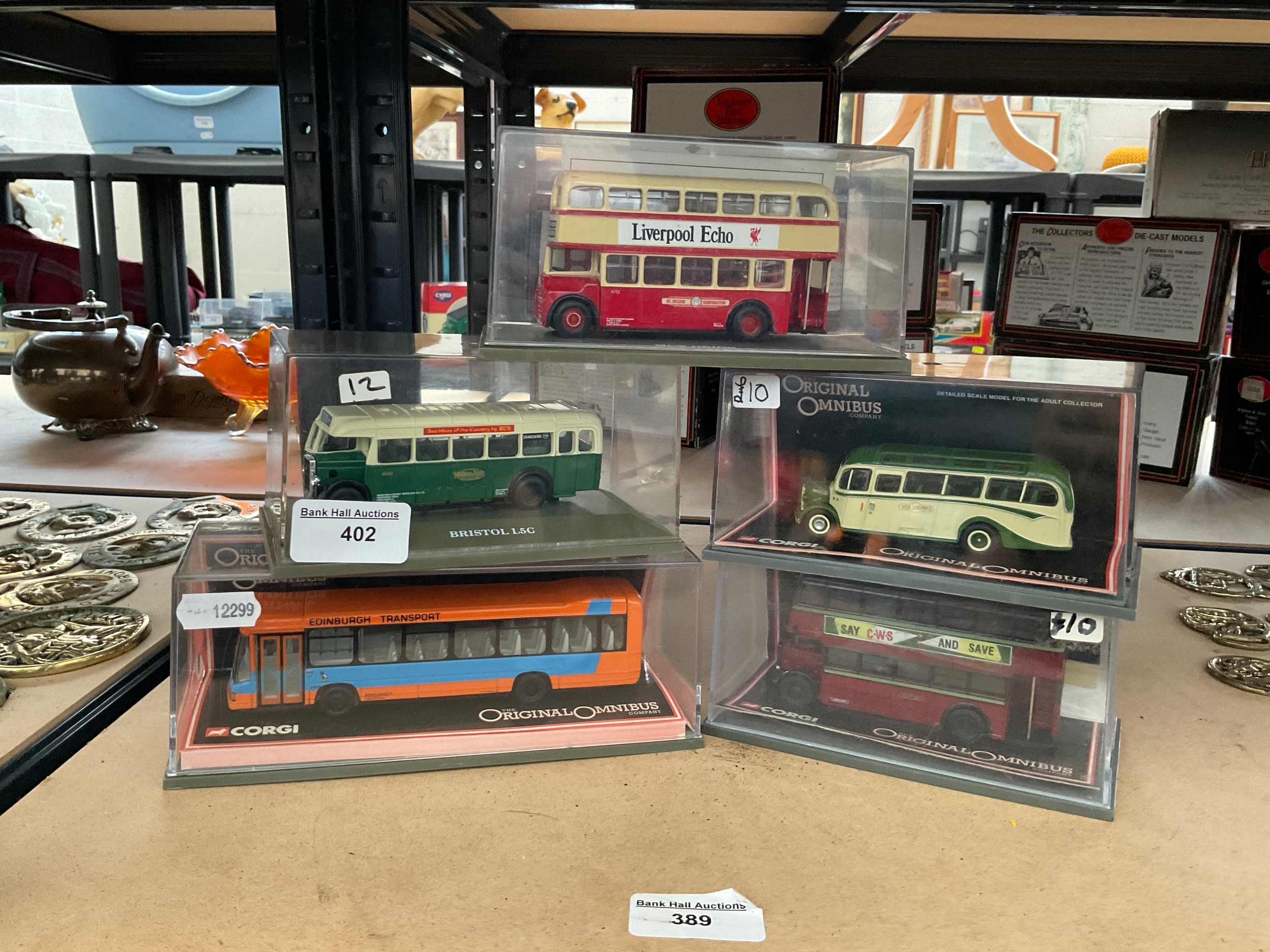 Lot 402