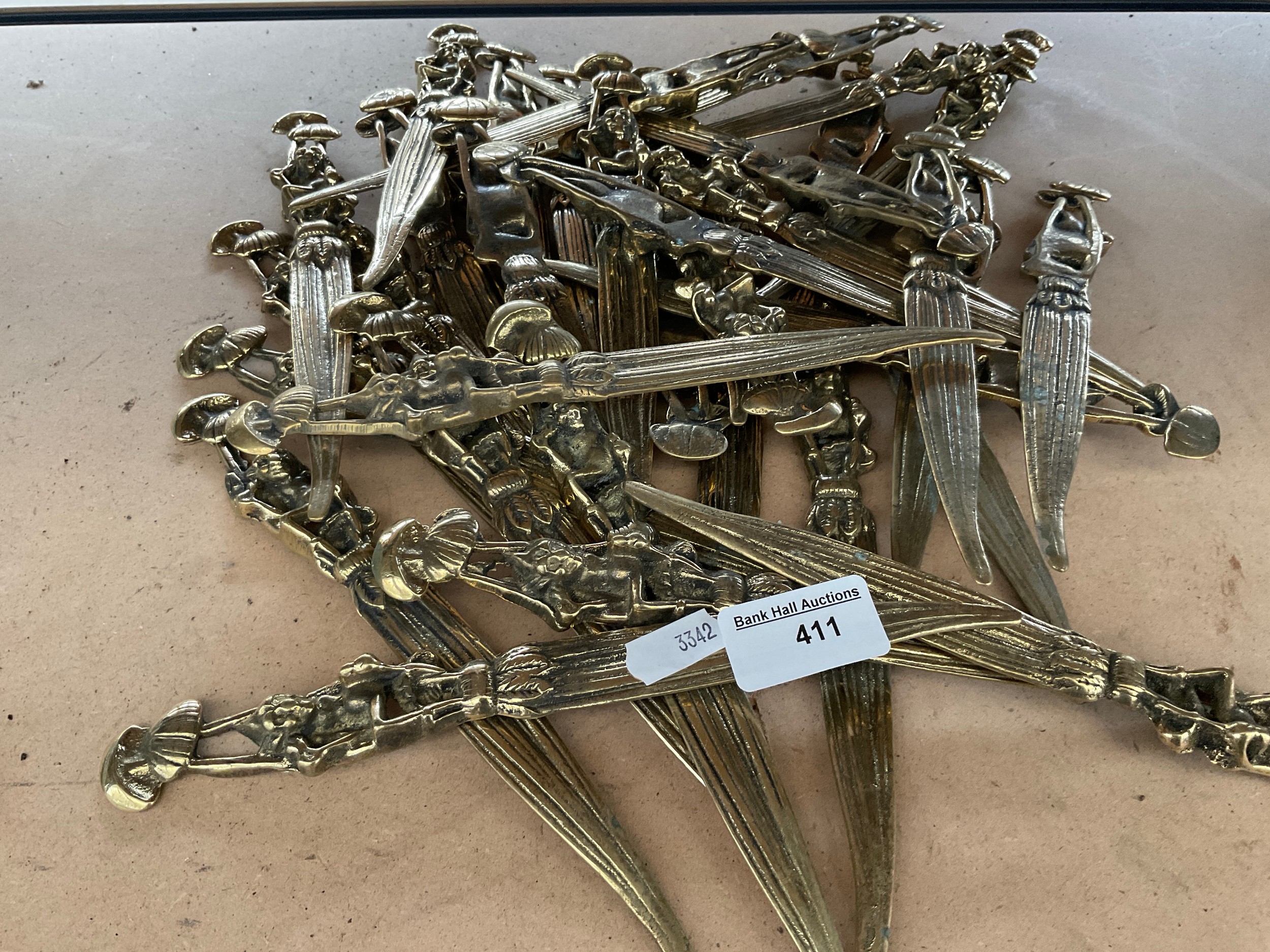 Lot 411