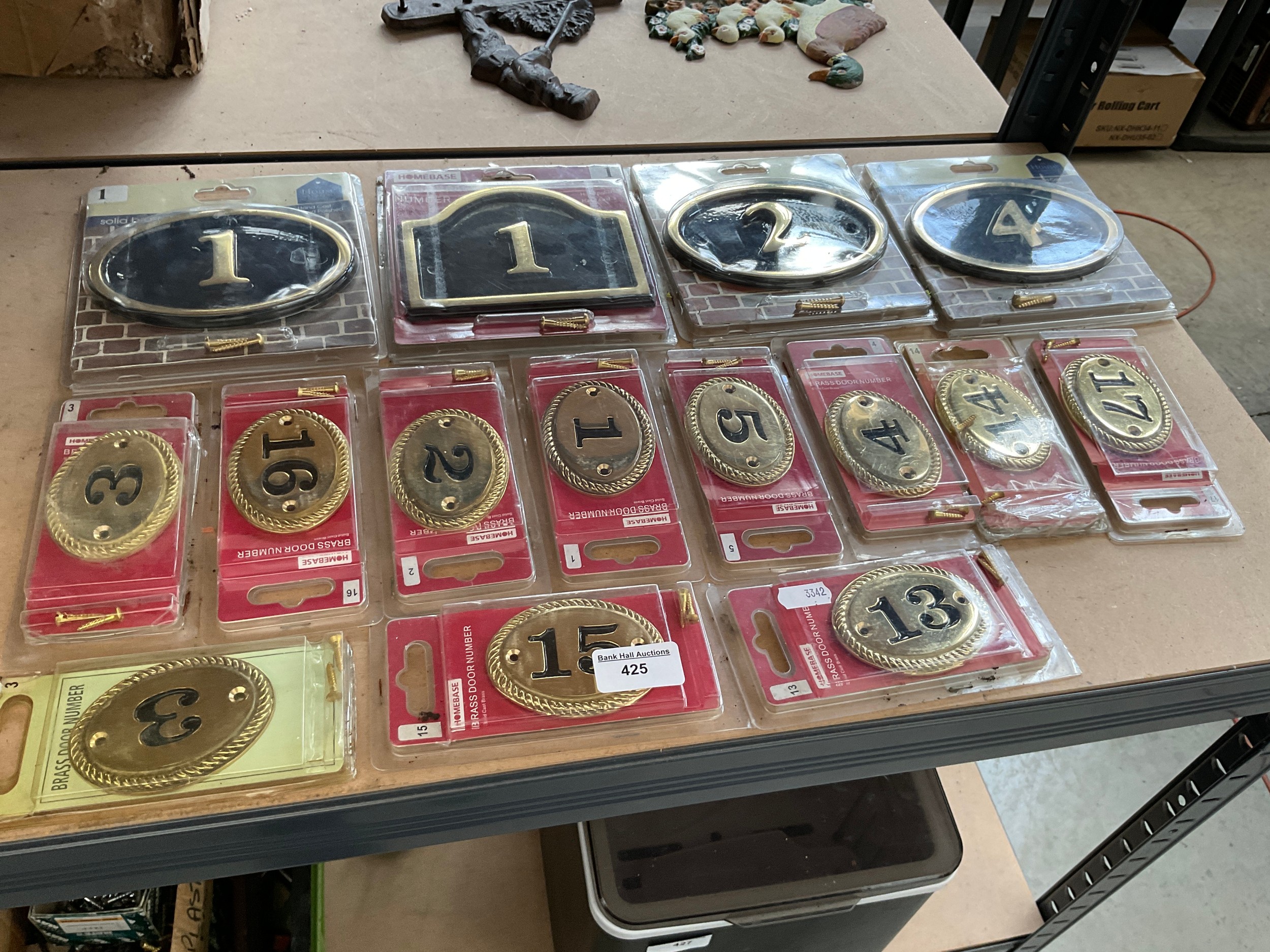 Lot 425