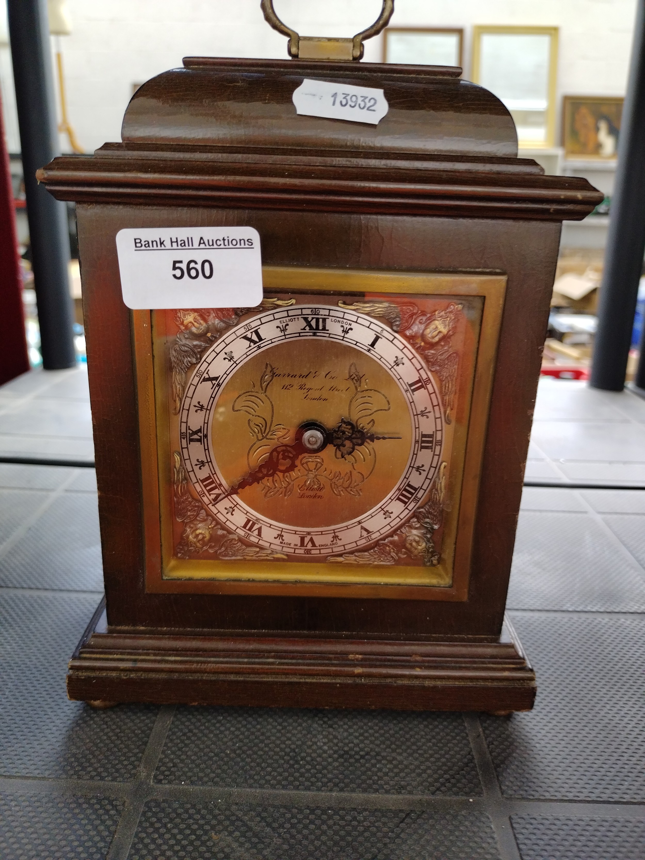 Lot 560