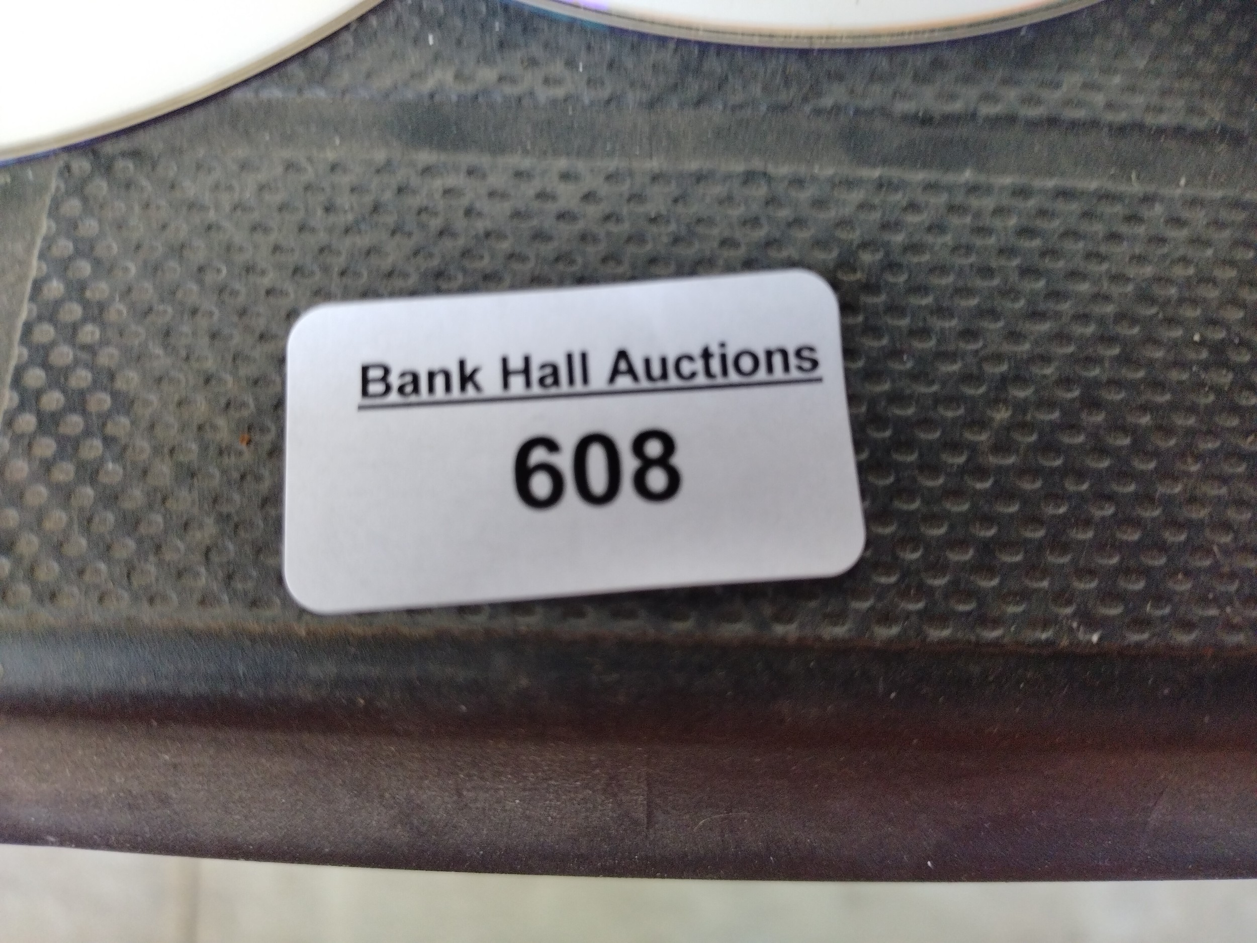 Lot 608