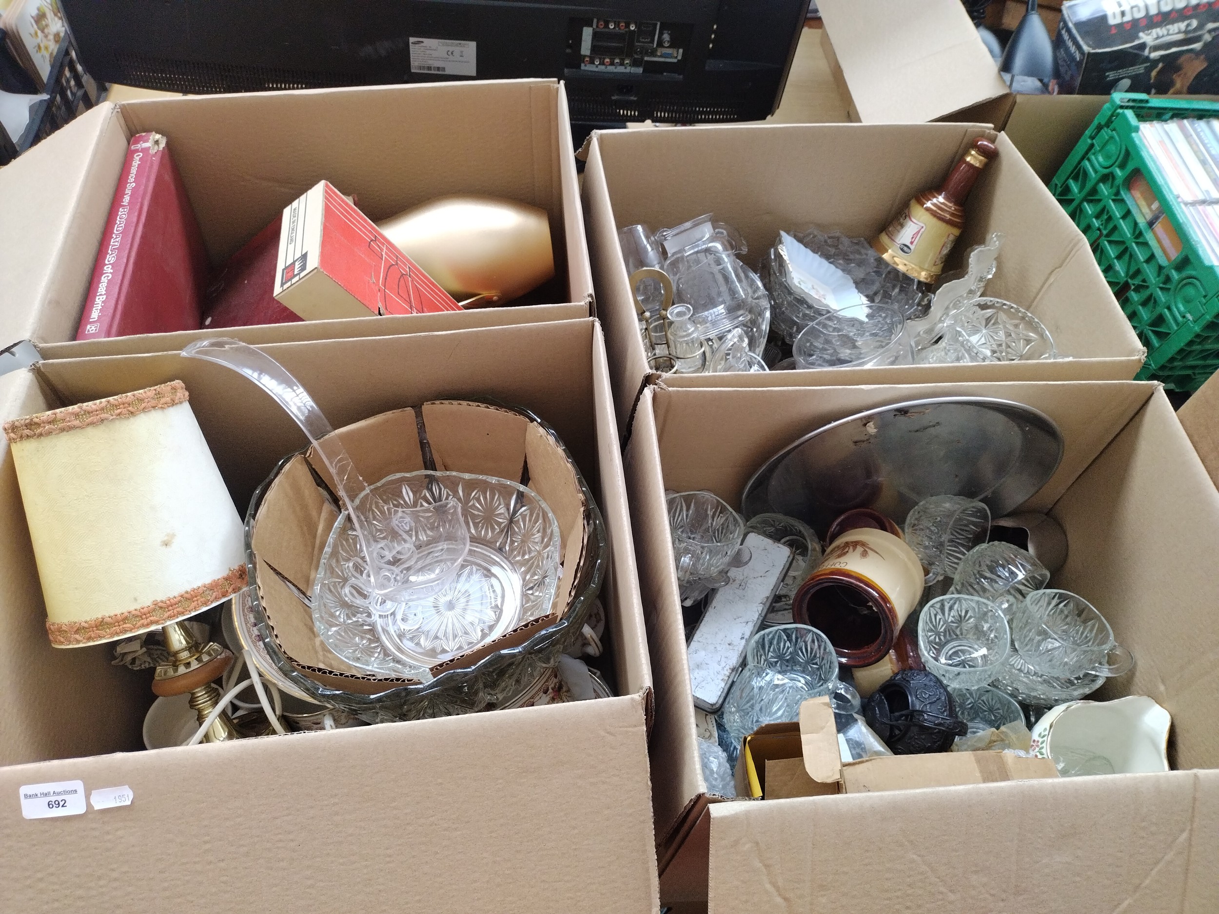Lot 692