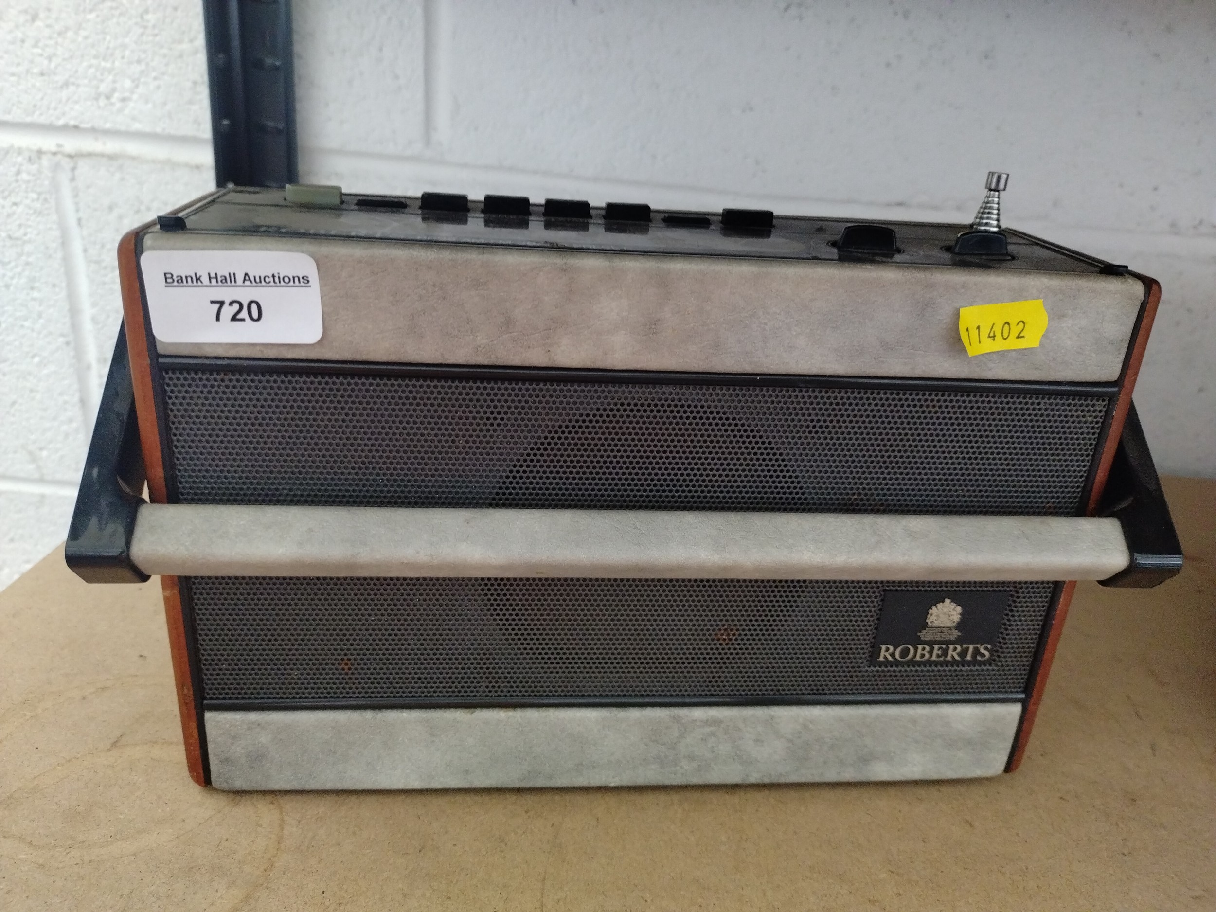Lot 720