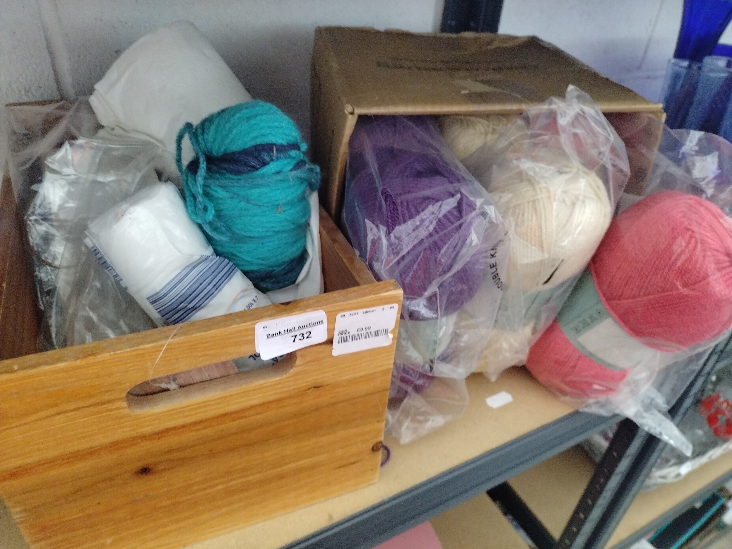 Lot 732