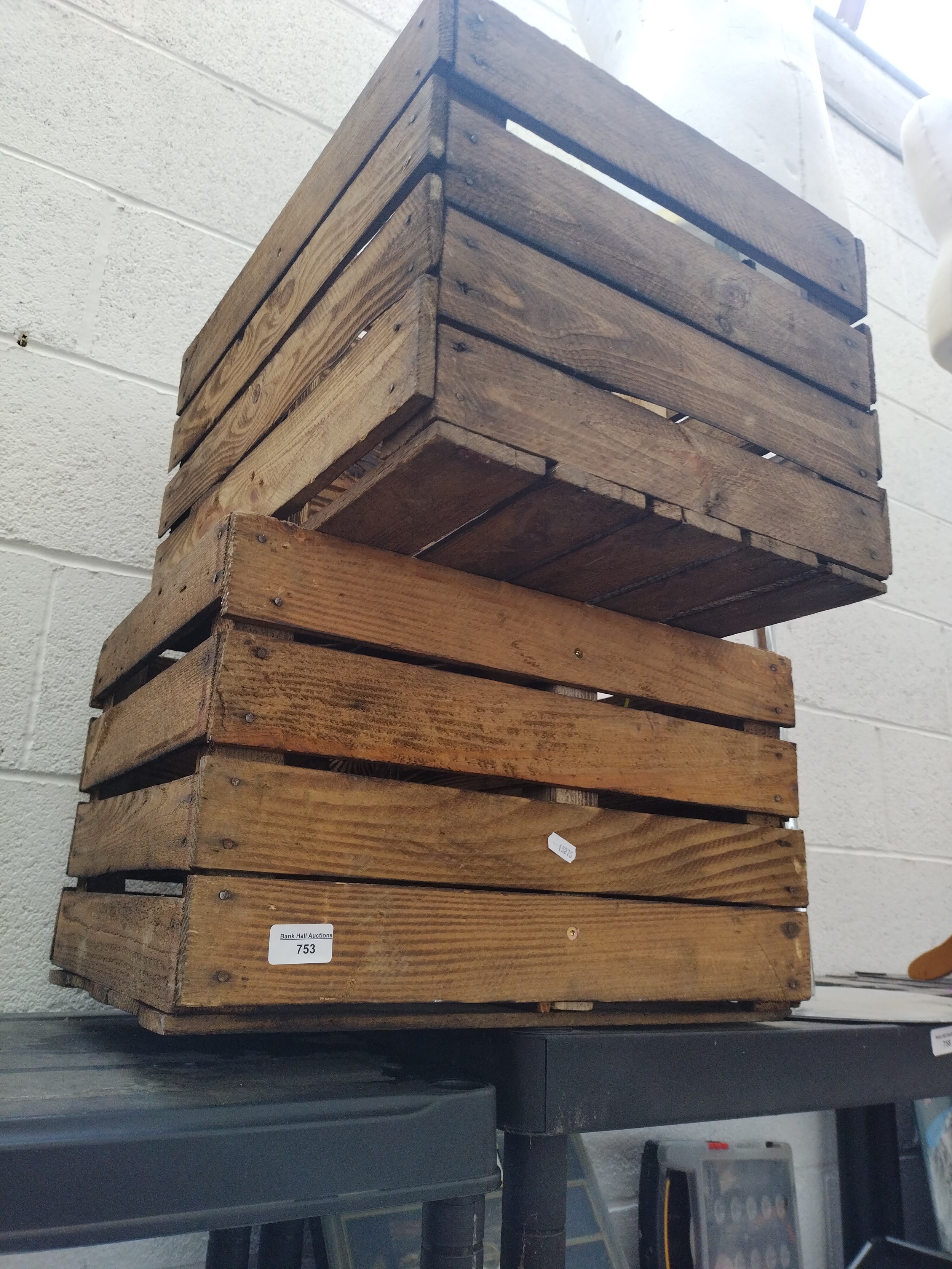 Lot 753