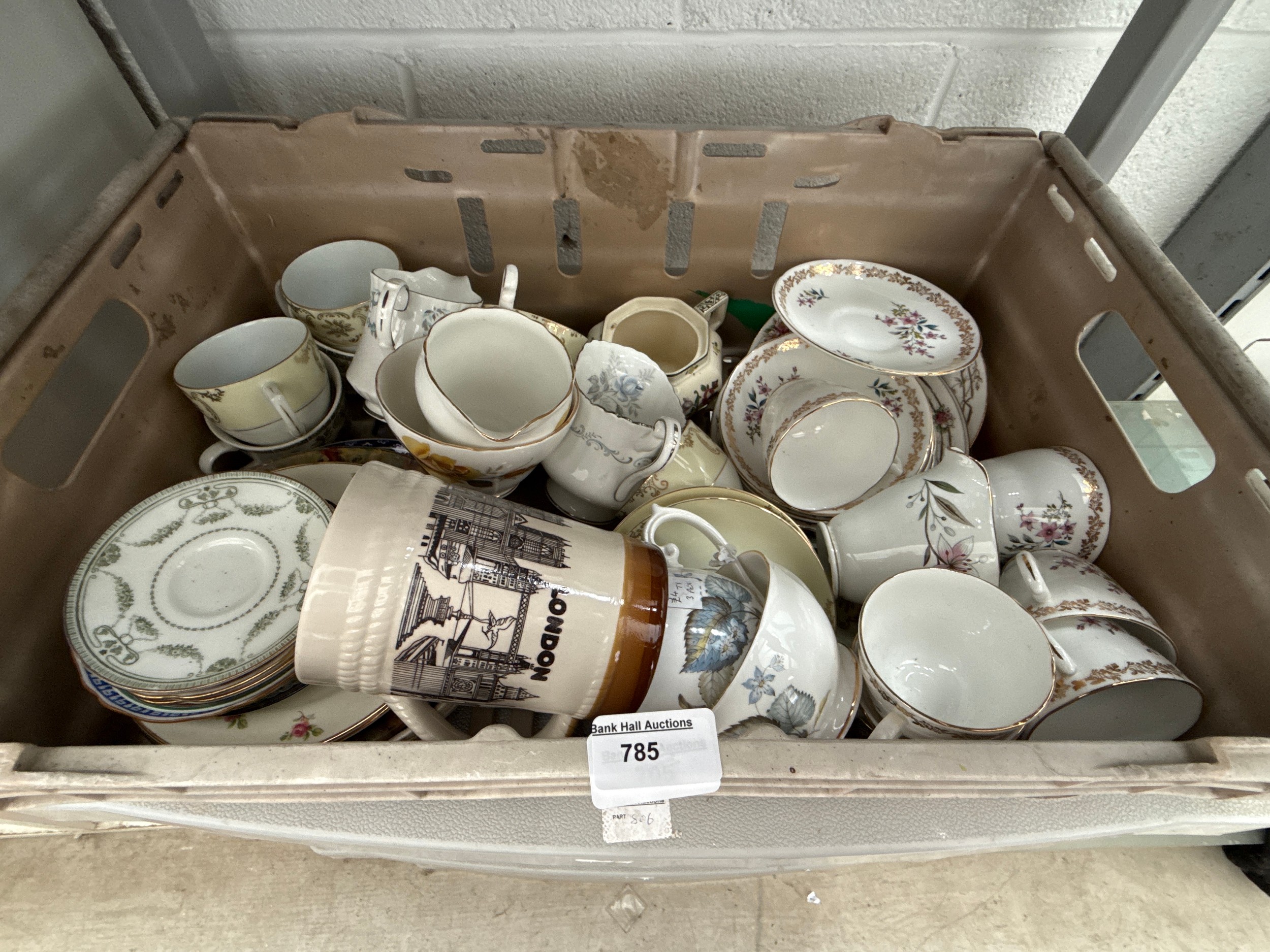 Lot 785