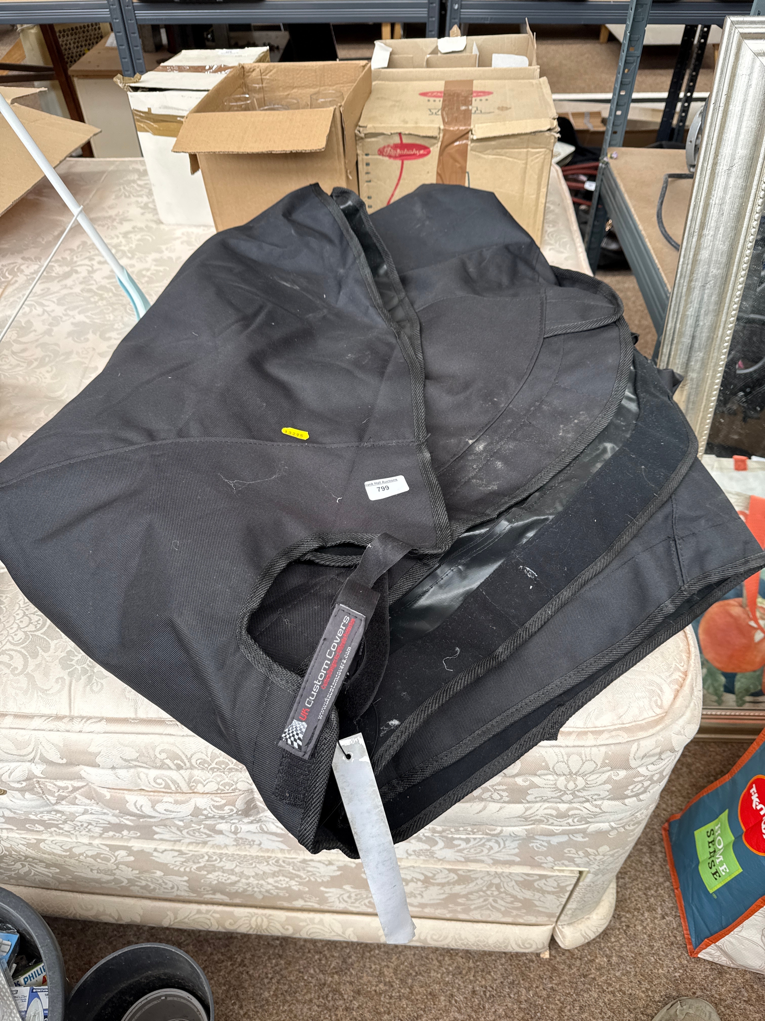 Lot 799