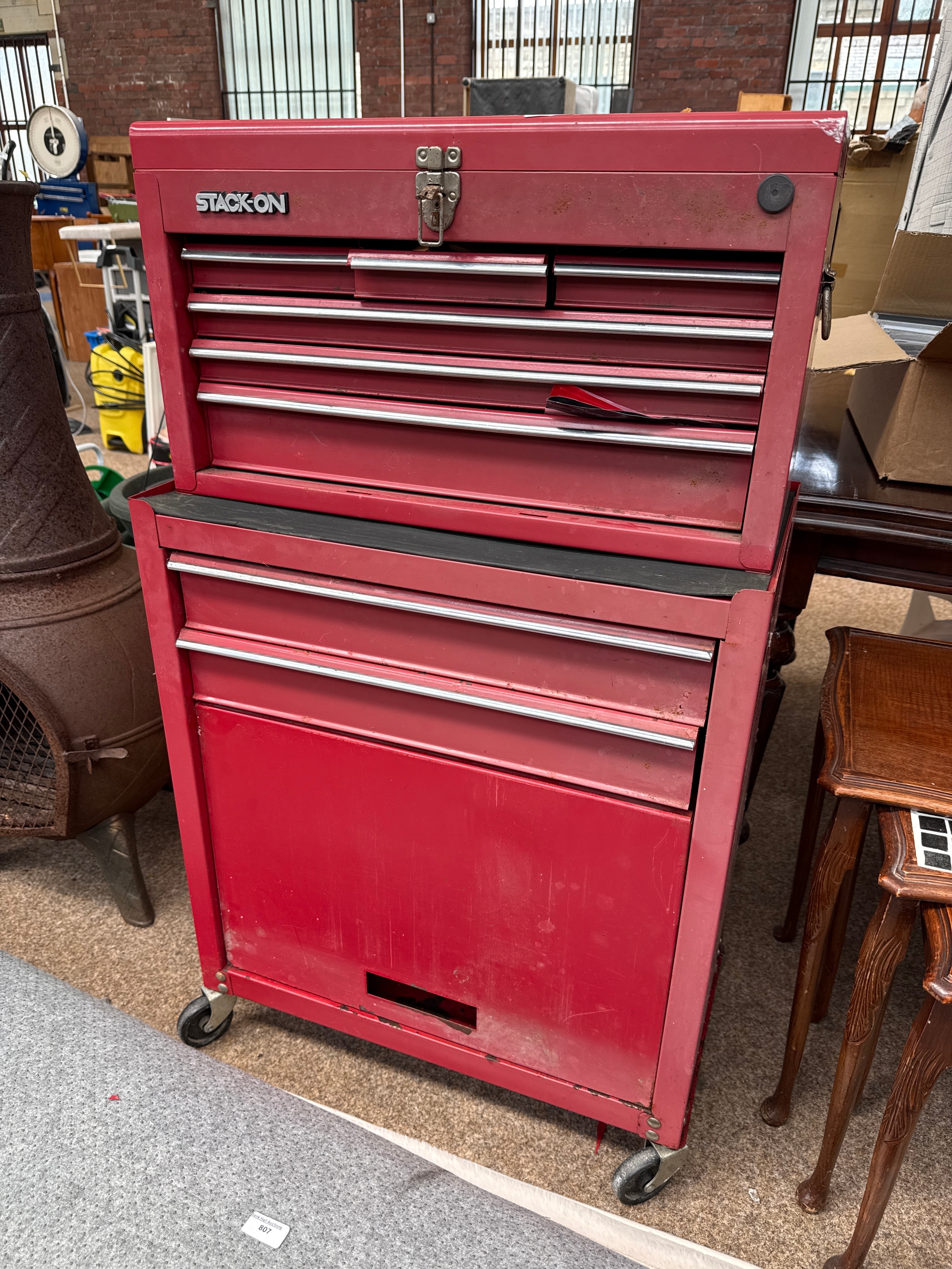 Lot 806