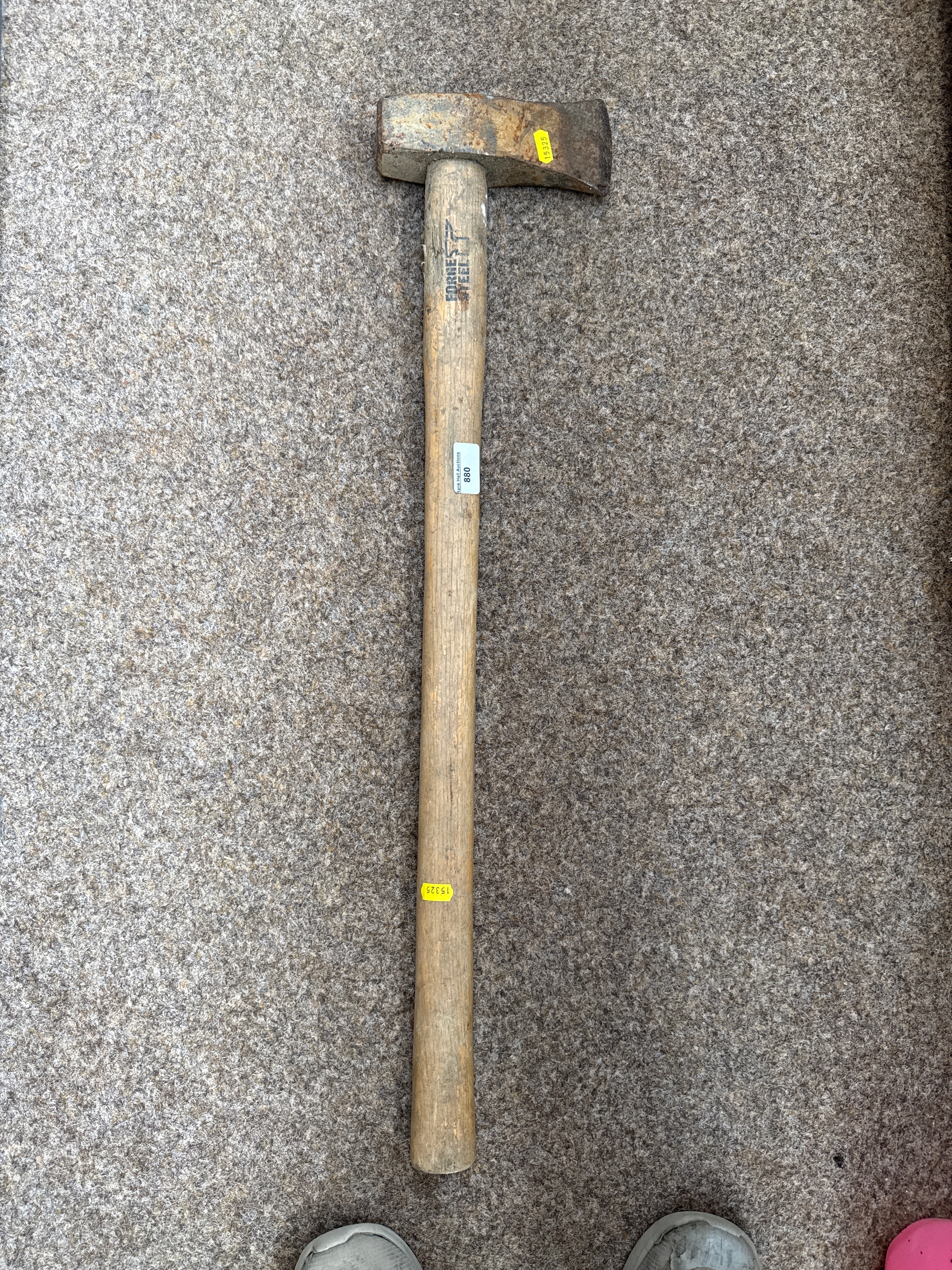 Lot 880