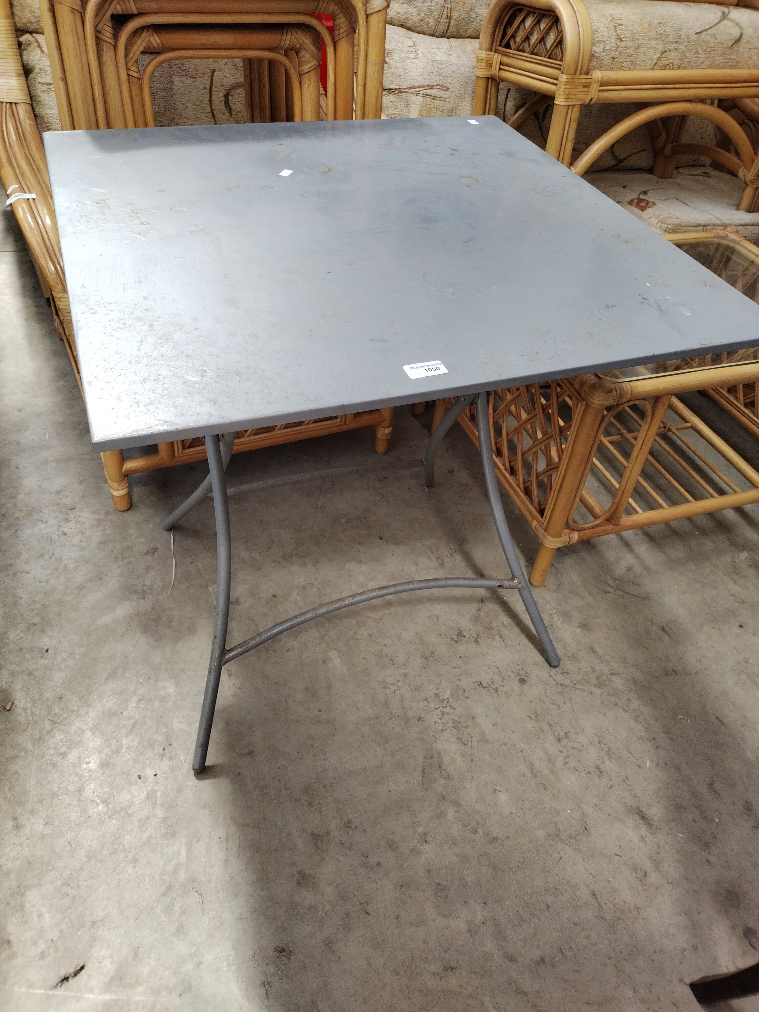 Lot 1050