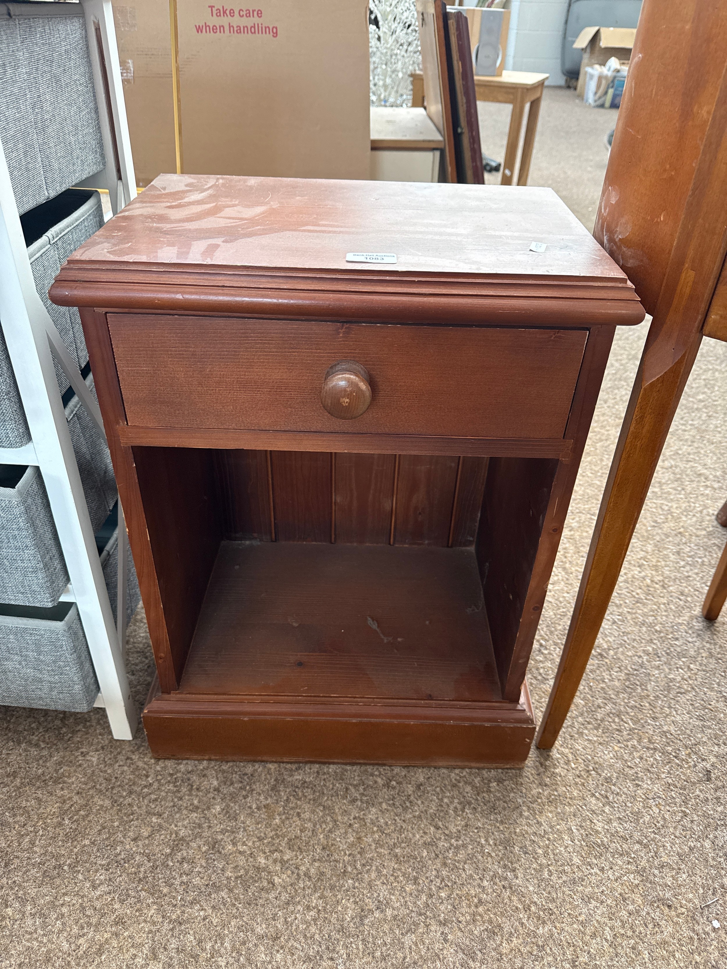 Lot 1083