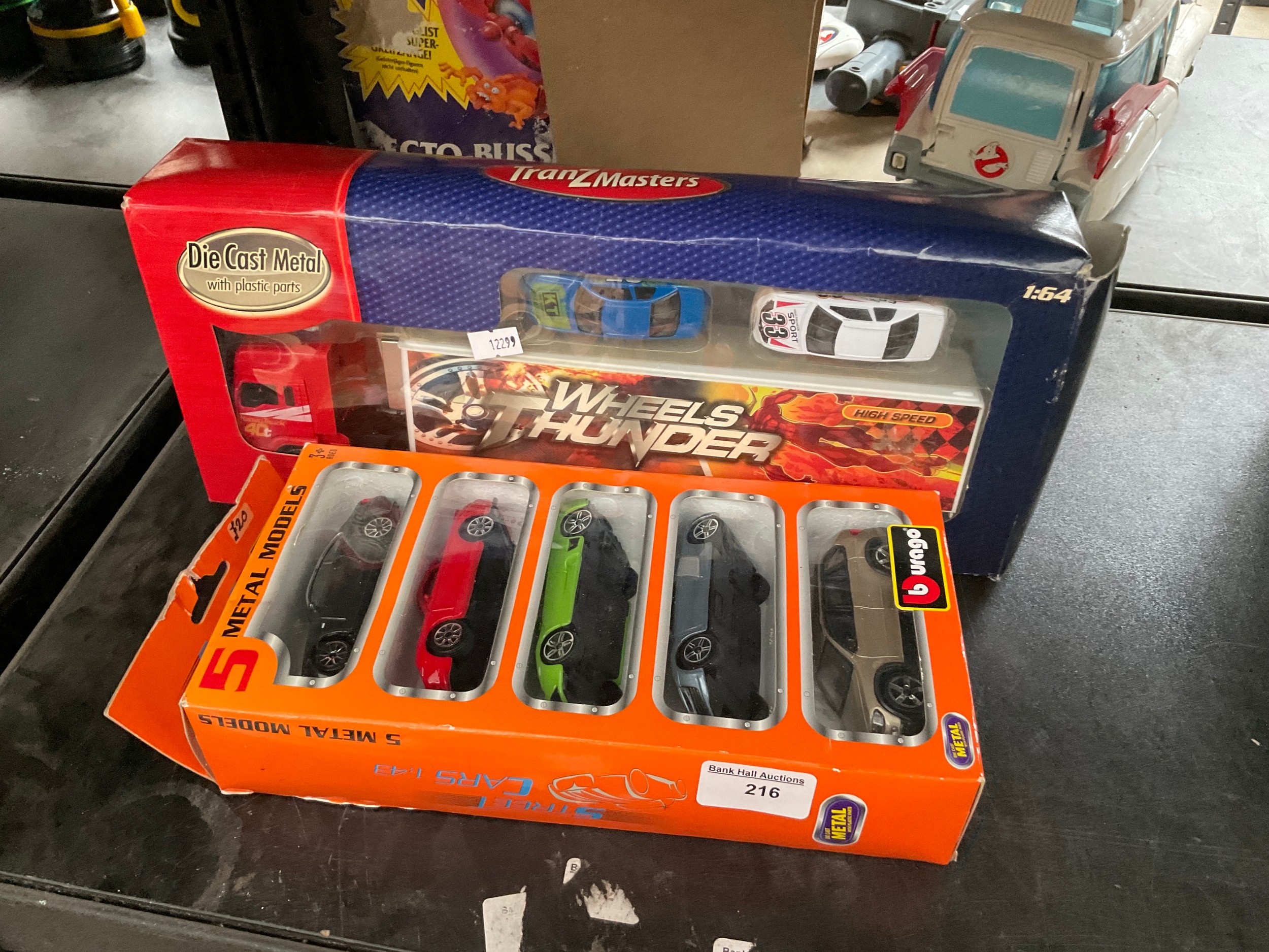 Lot 216