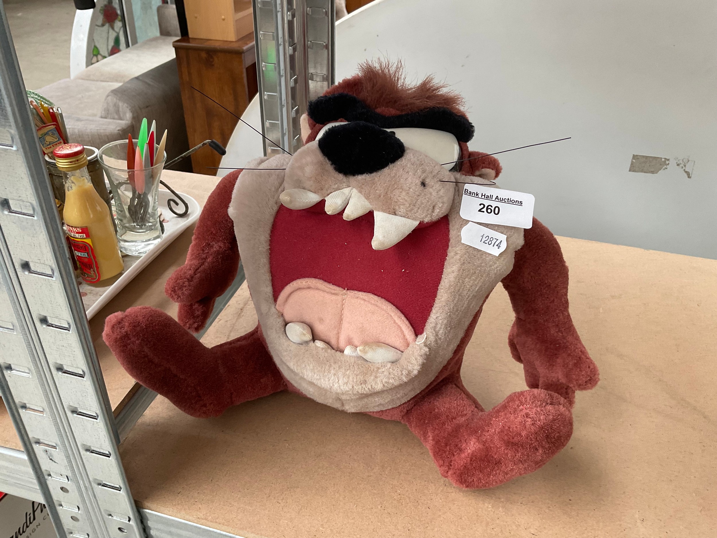 Lot 260