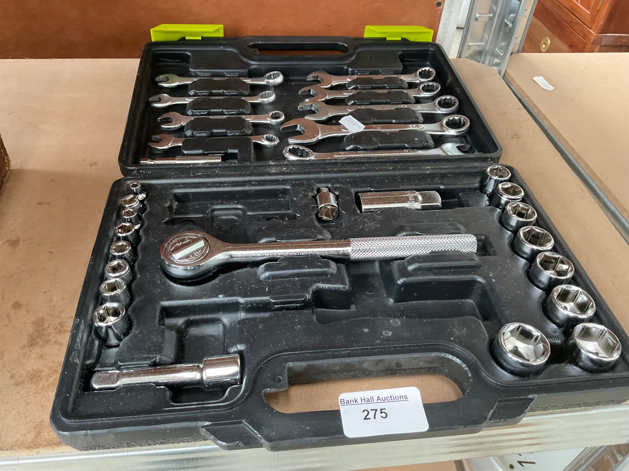 Lot 275