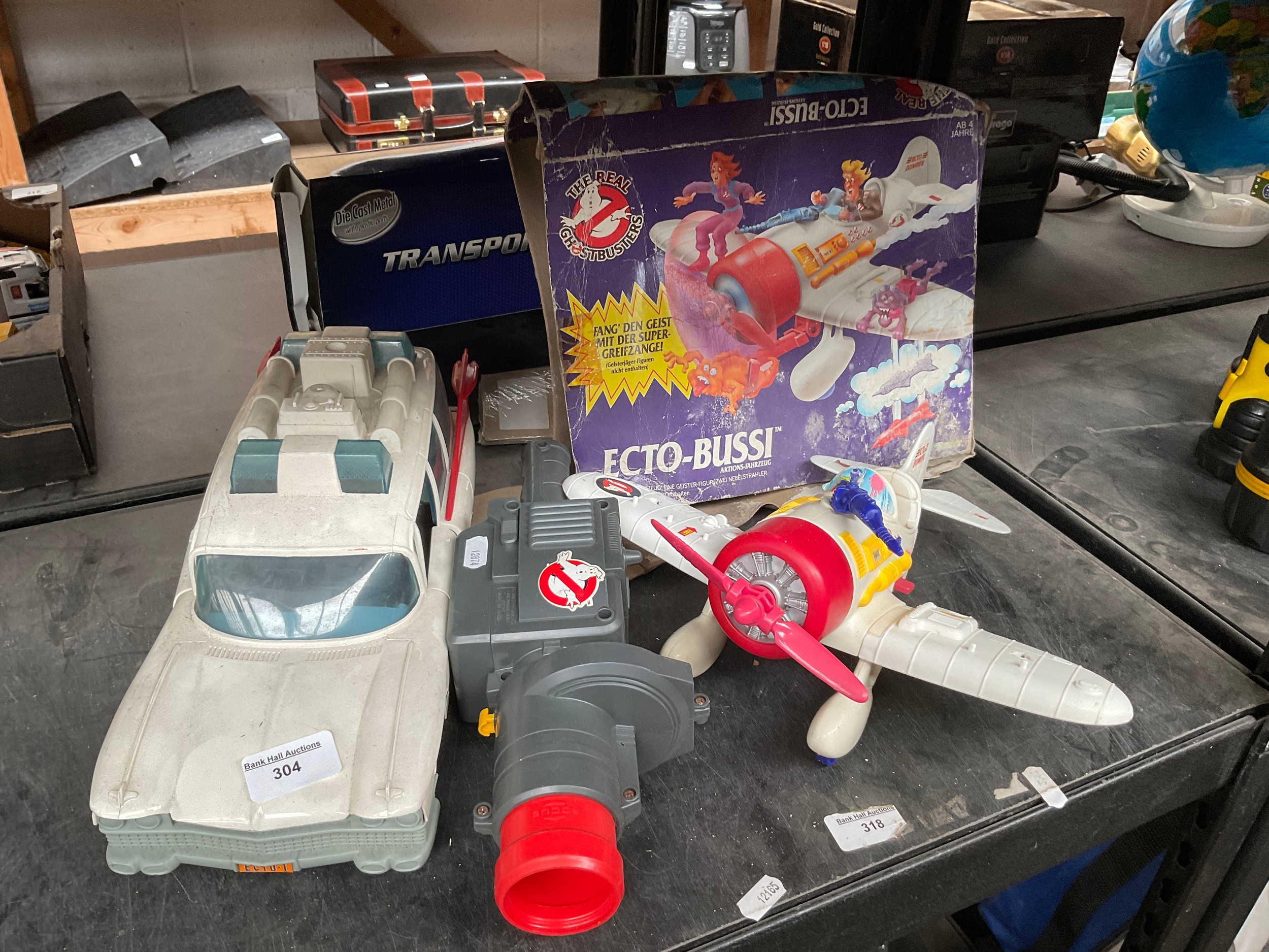 Lot 304