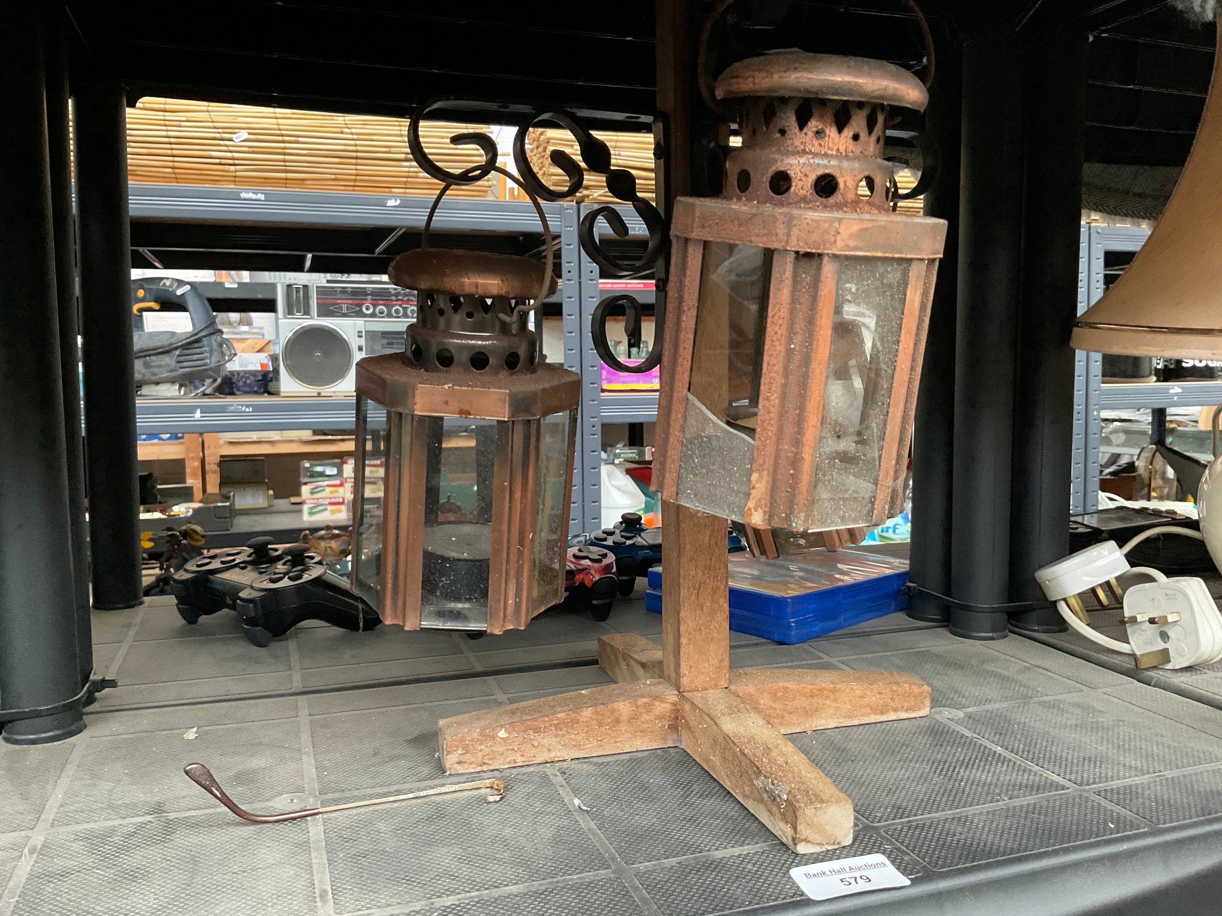 Lot 579