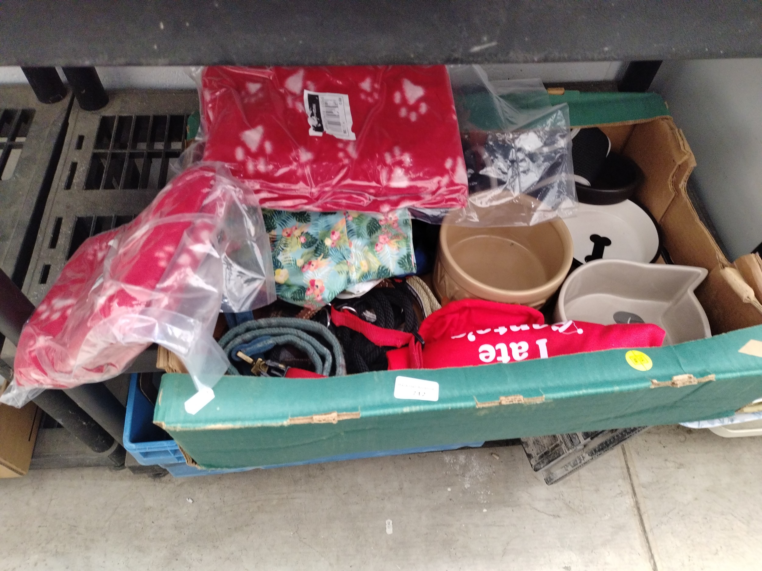 Lot 712
