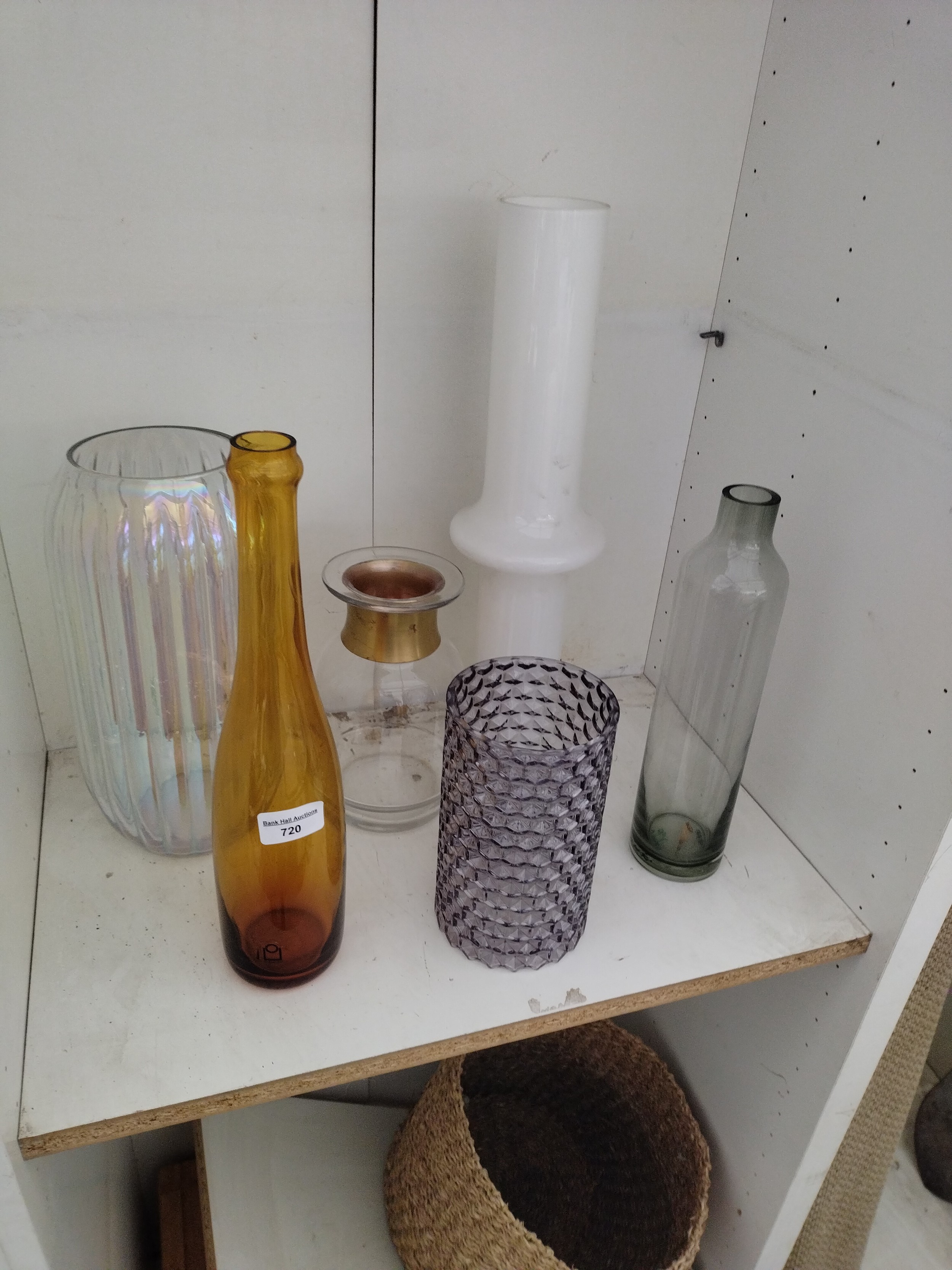 Lot 720