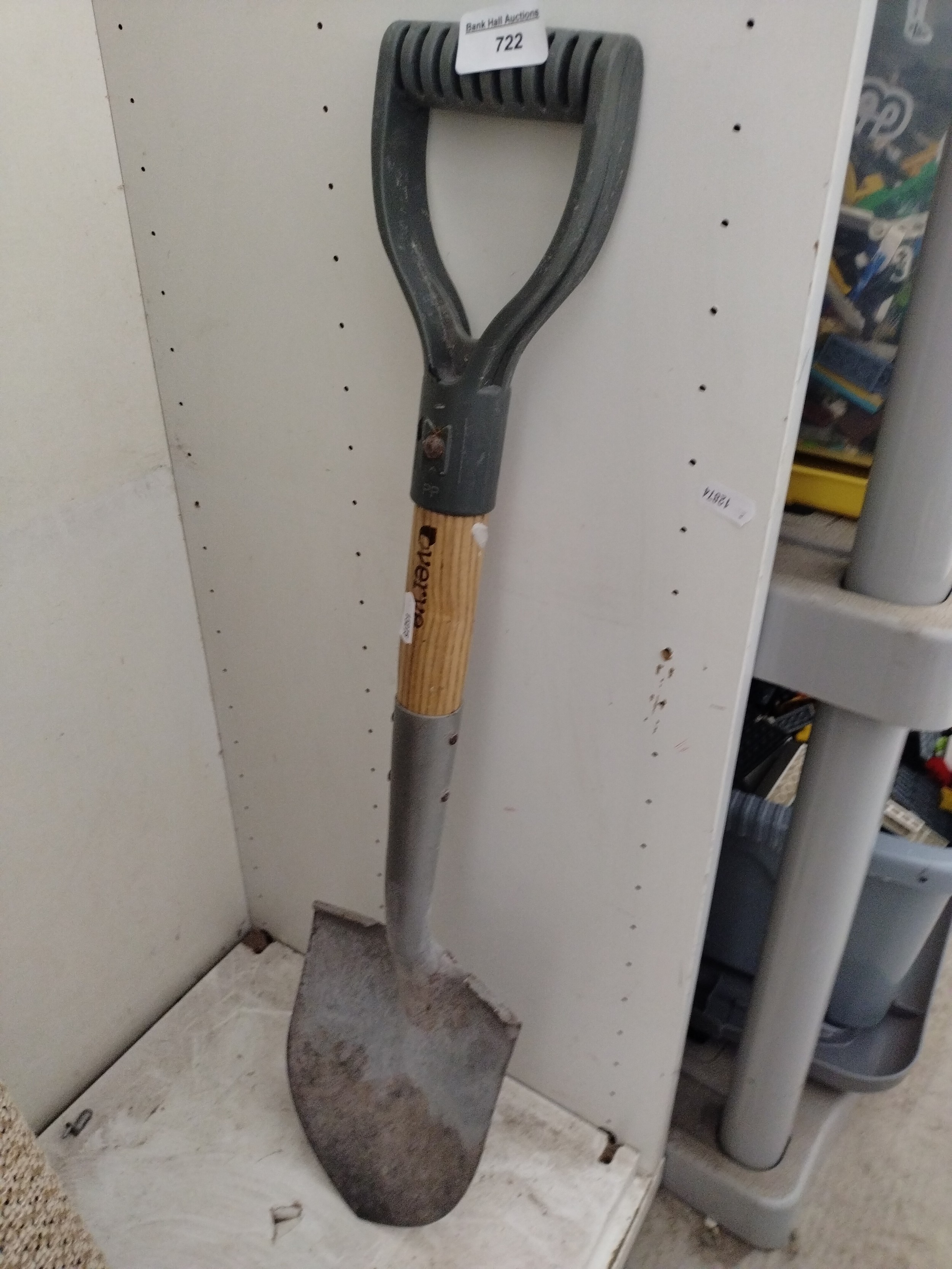 Lot 722