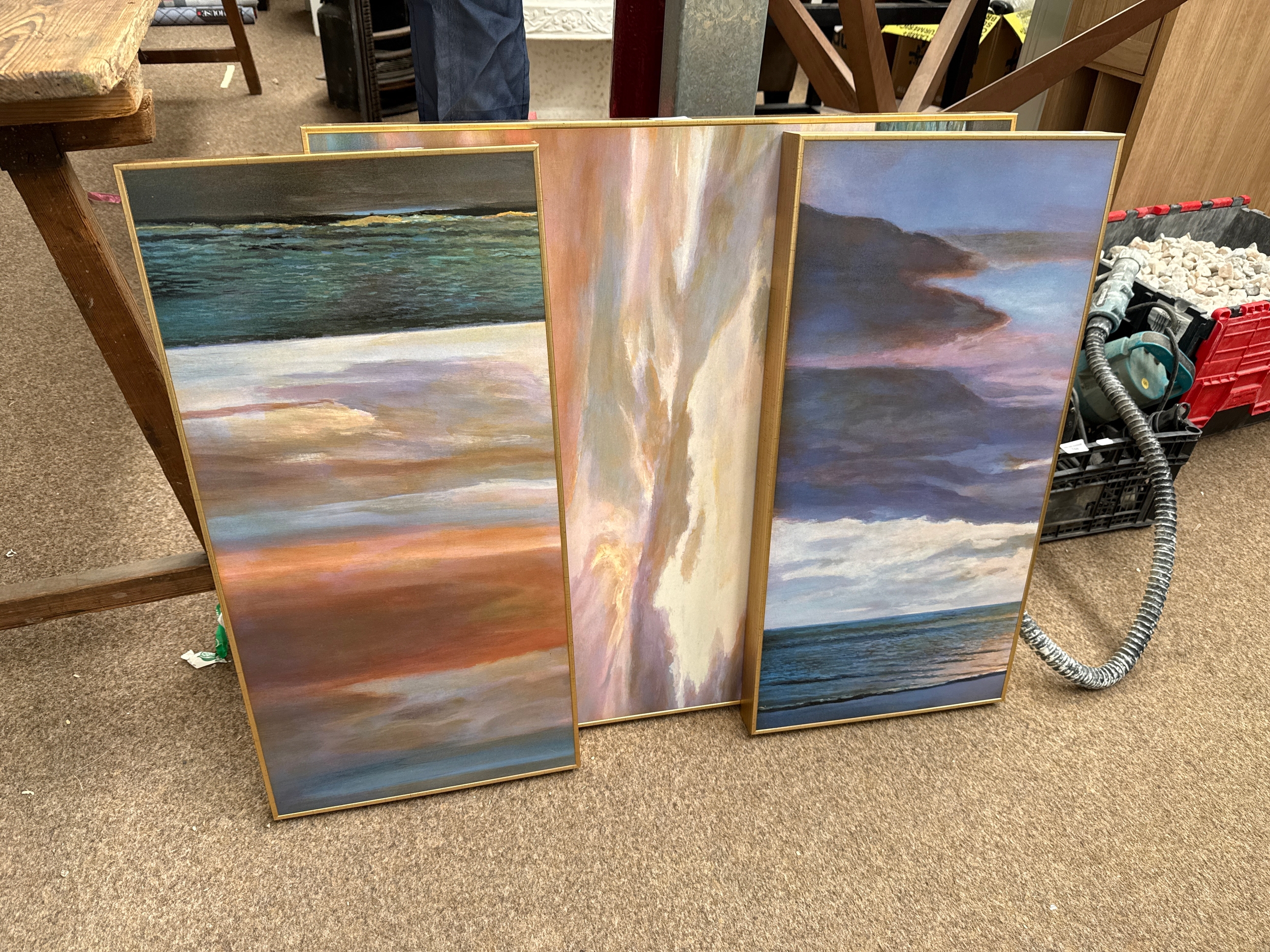 Lot 745