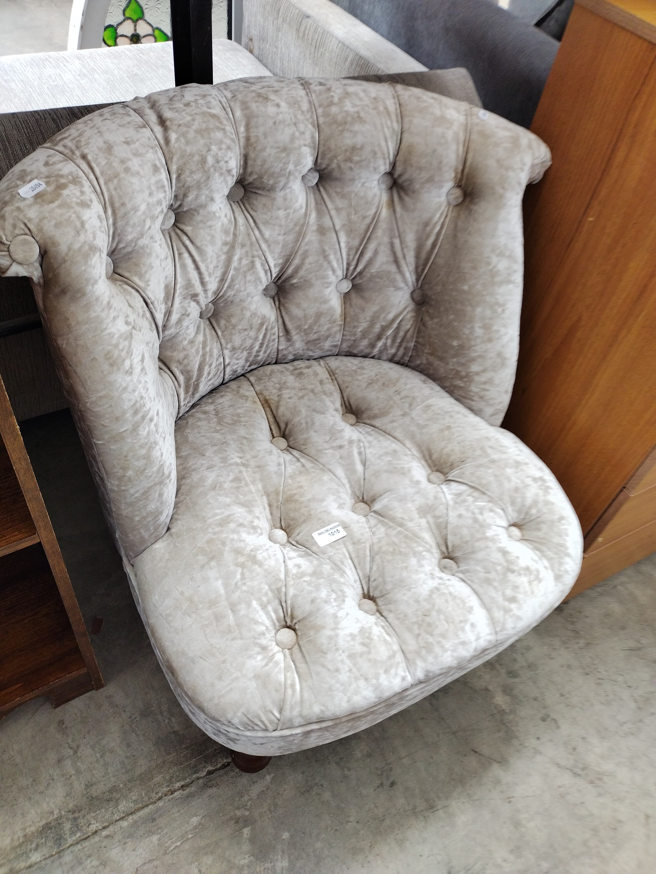 Lot 1015