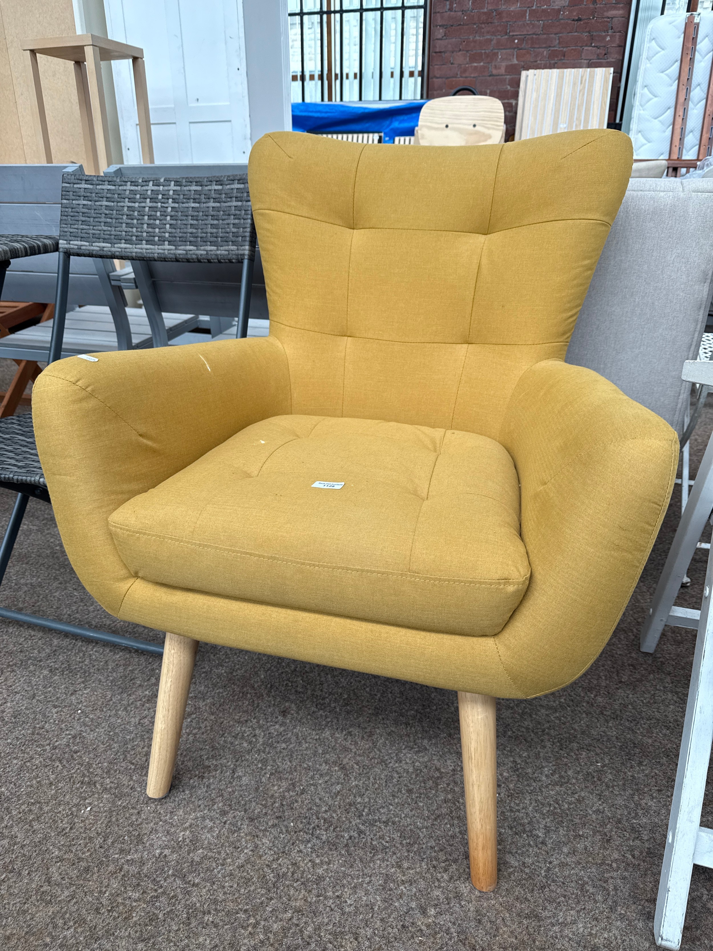 Lot 1128