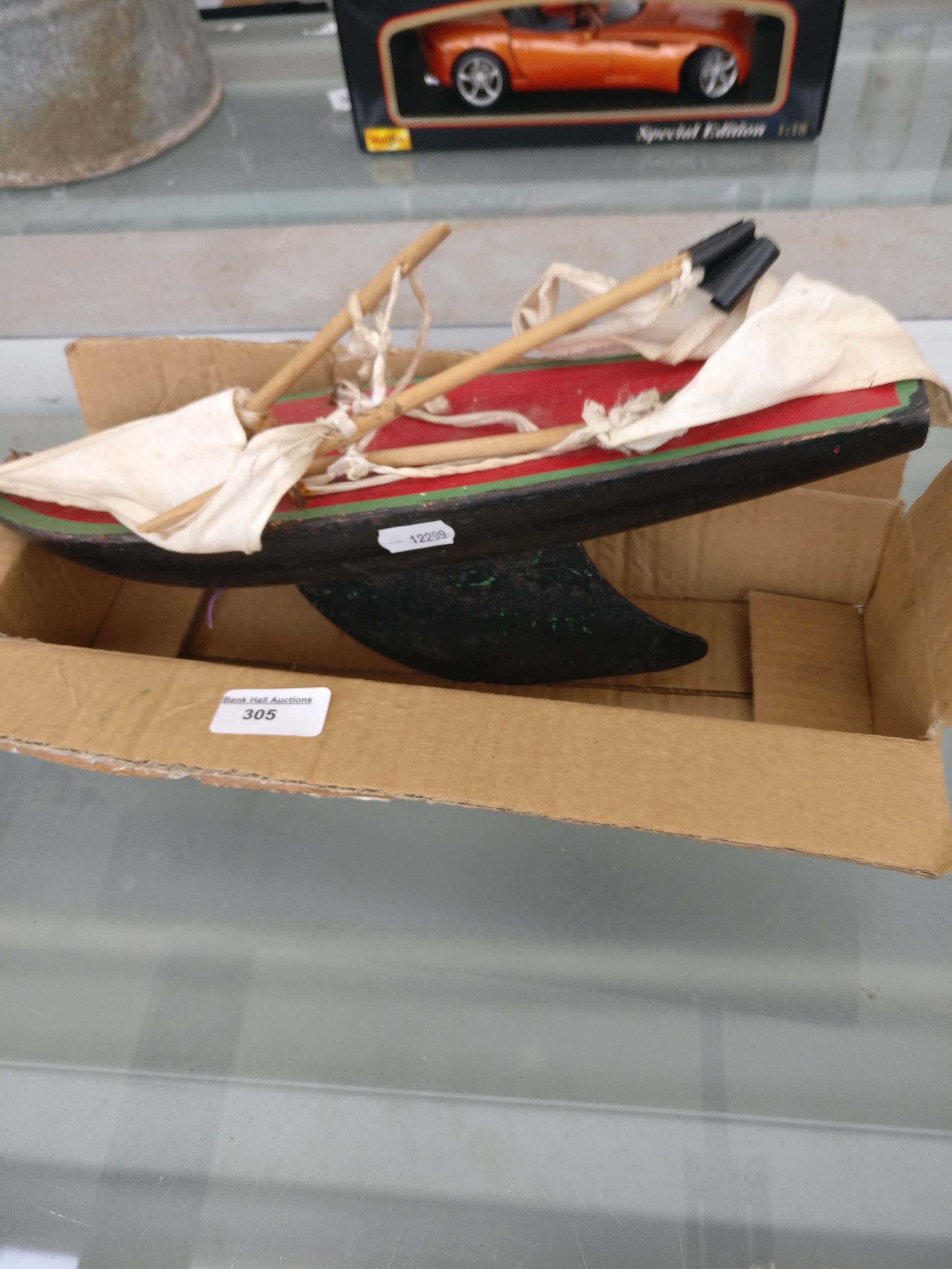 Lot 305