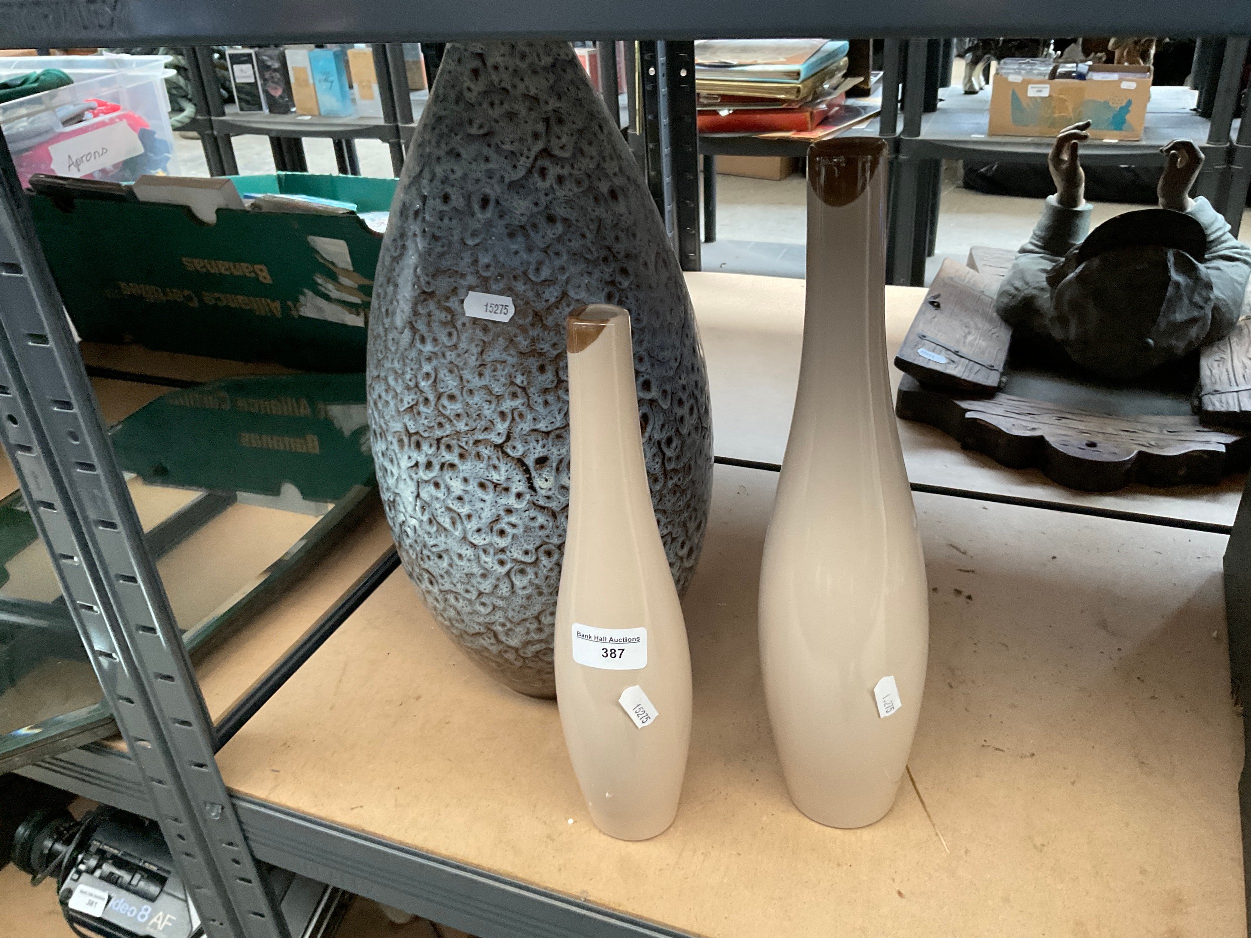 Lot 387