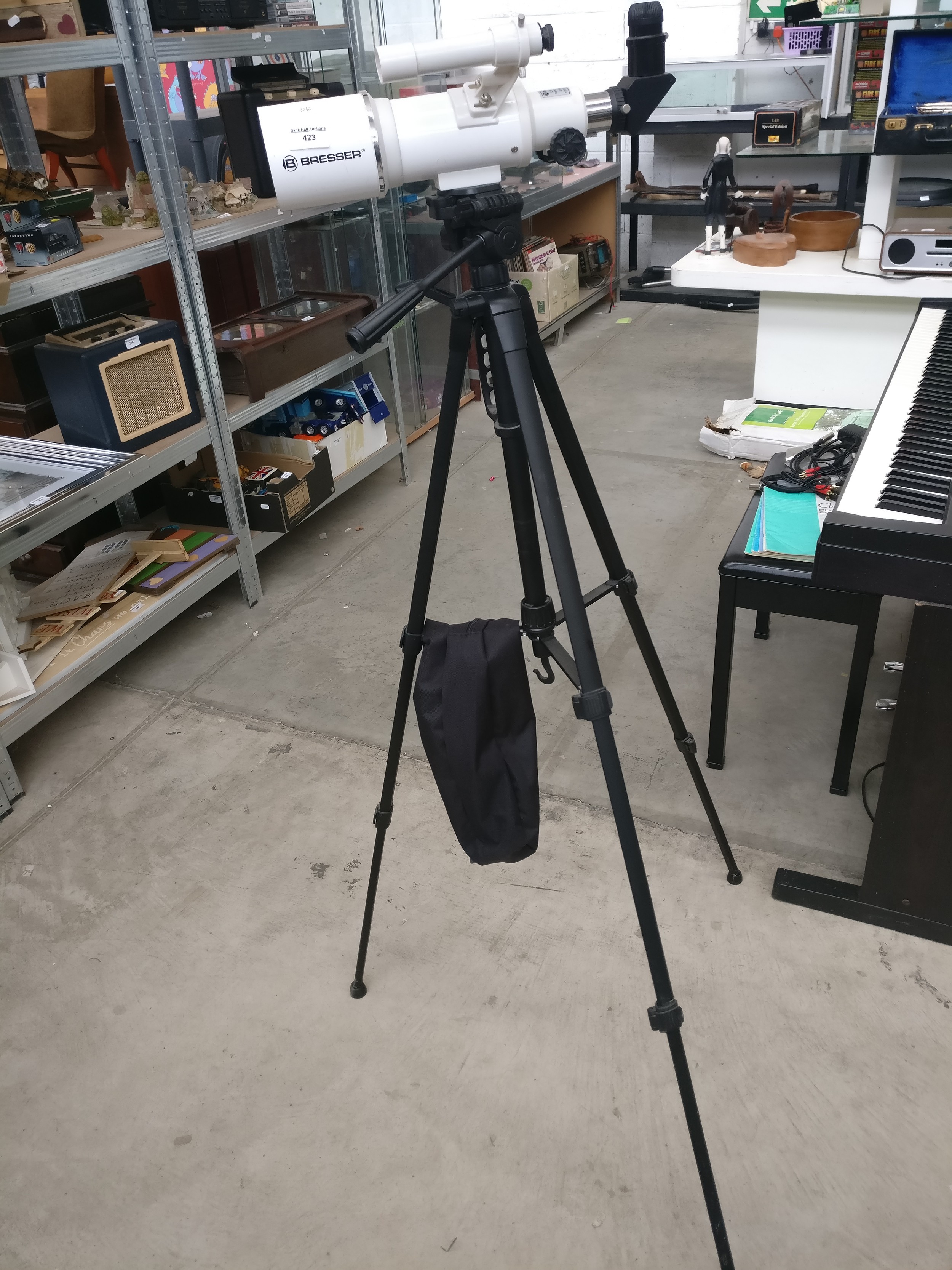 Lot 423