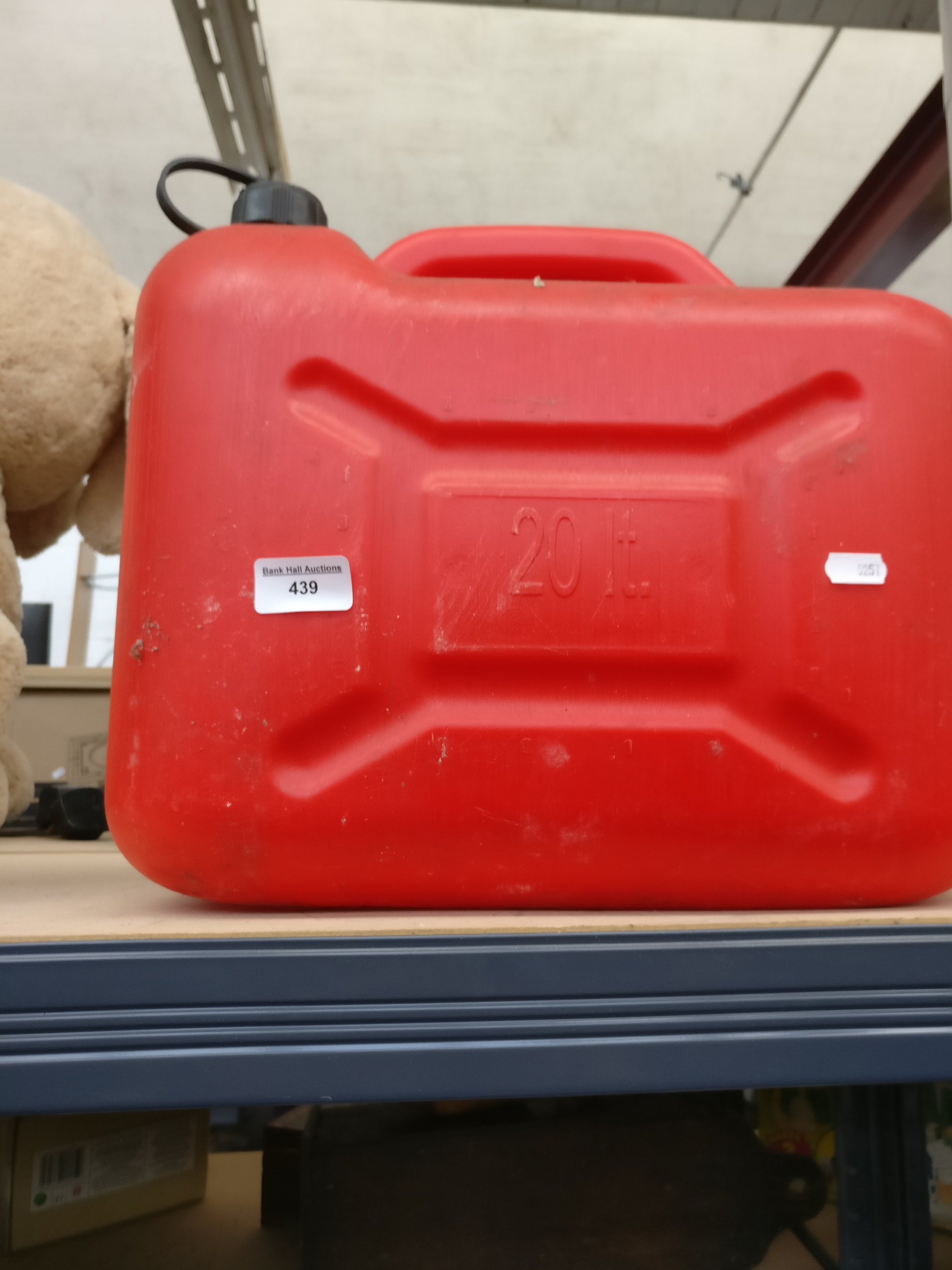Lot 439