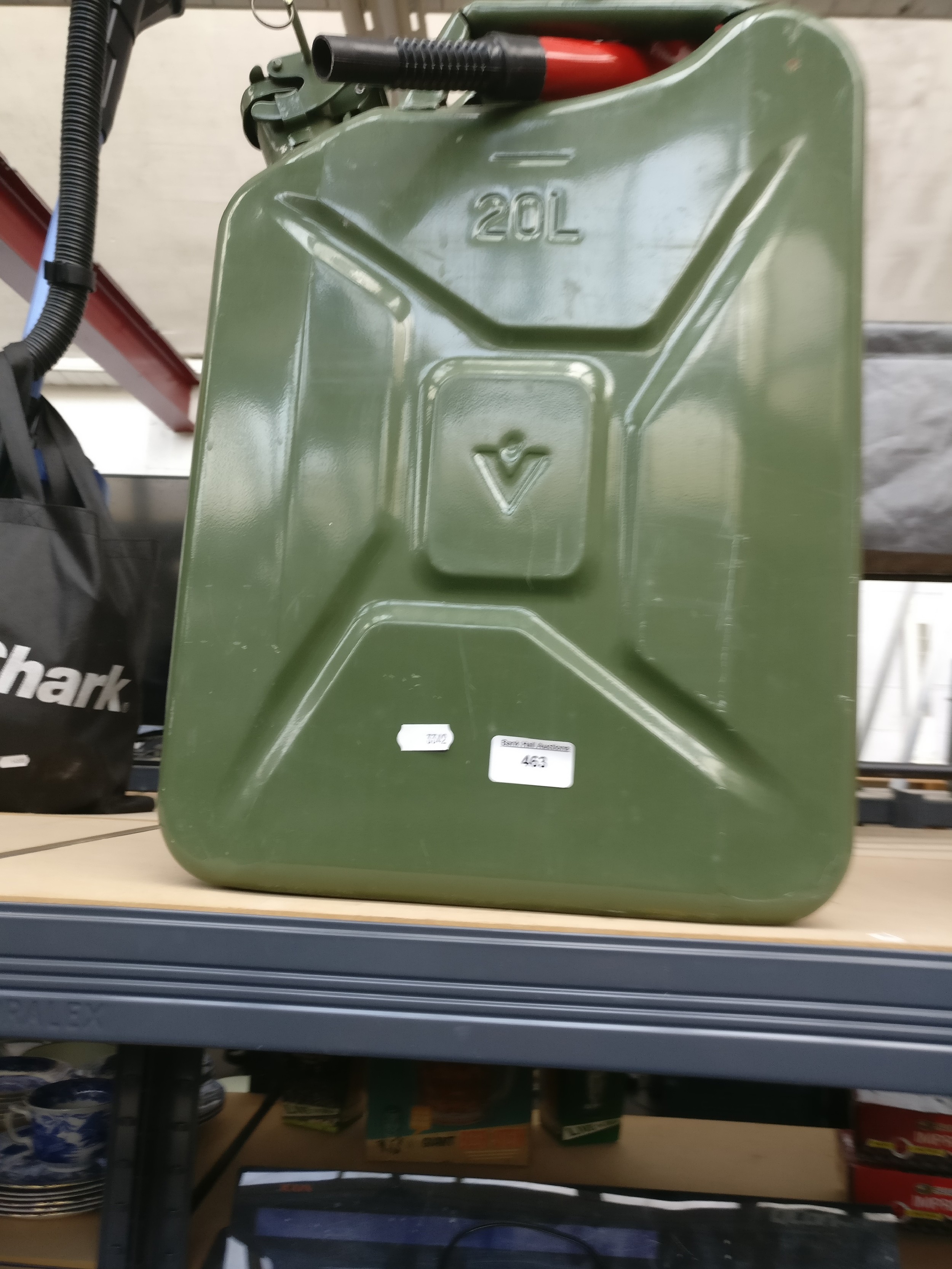 Lot 463